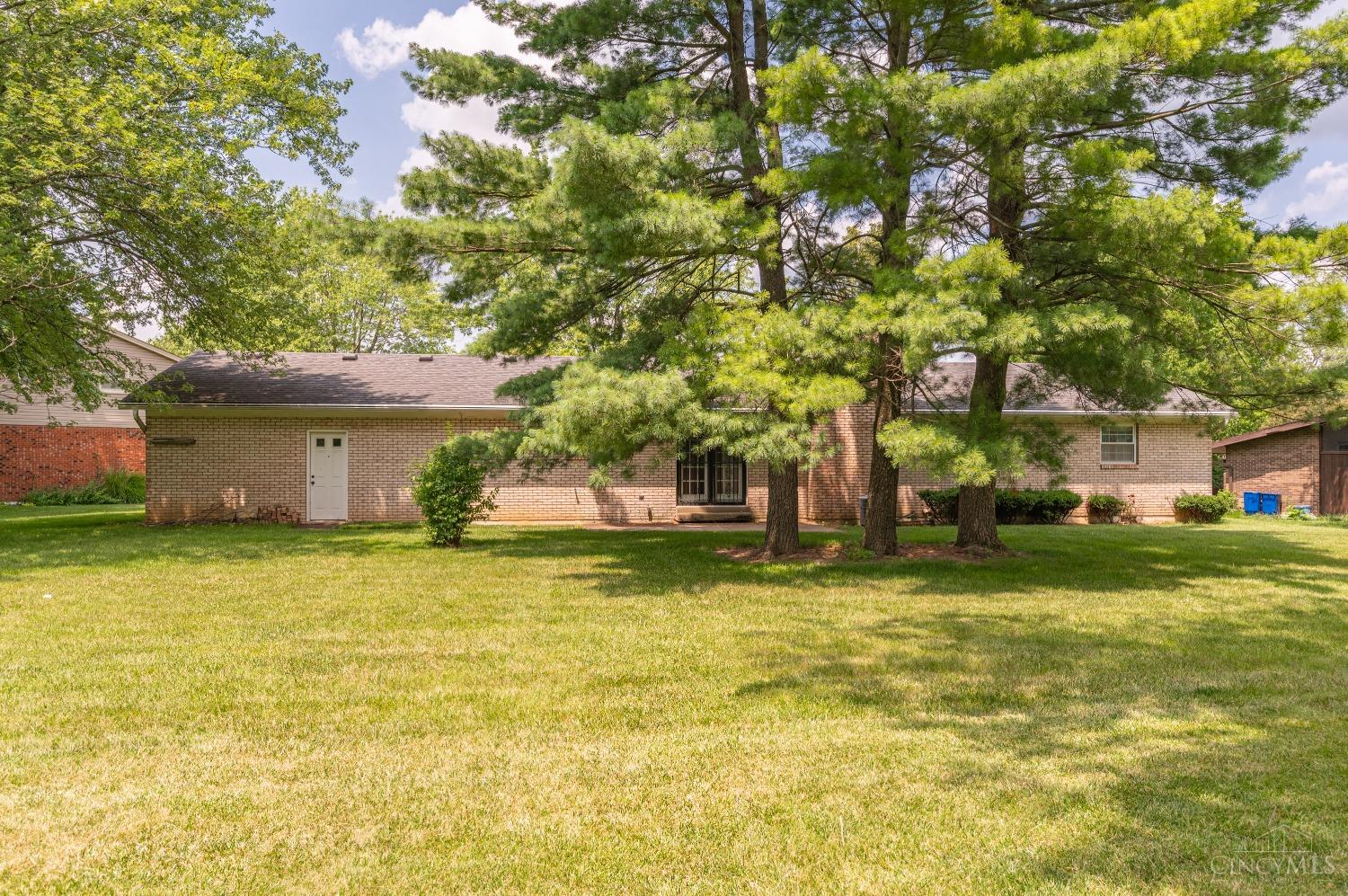 7597 Lake Meadow Court