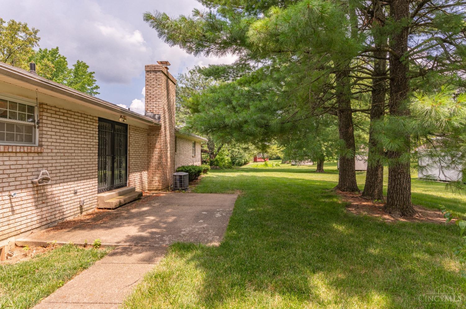 7597 Lake Meadow Court