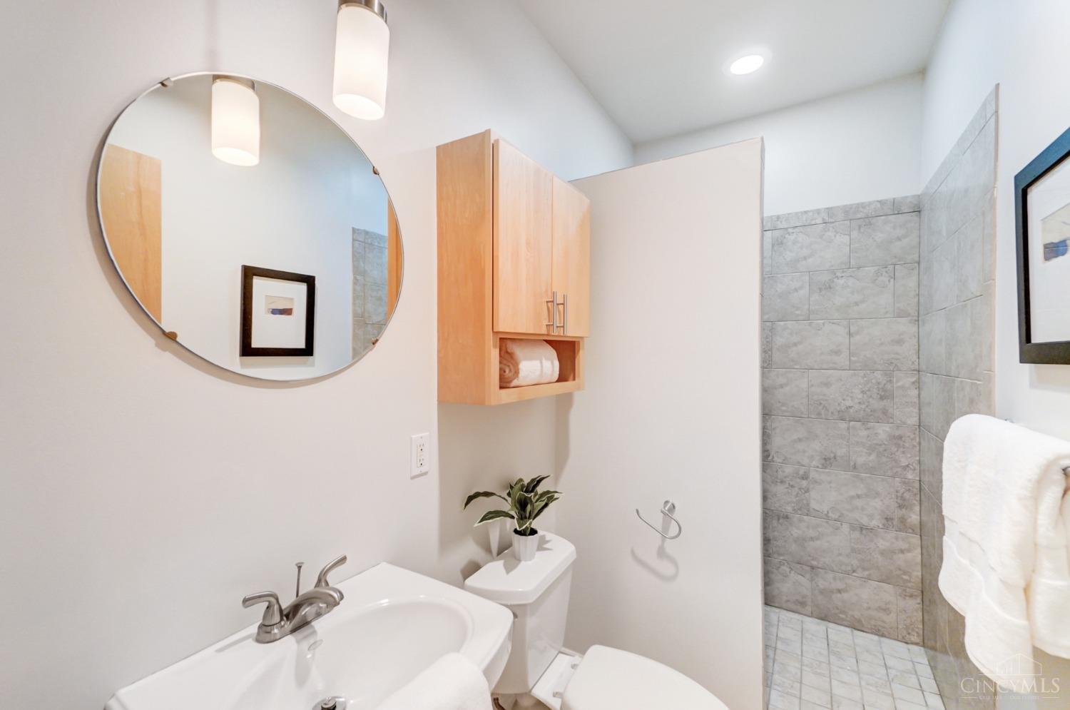 621 Main Street 6A