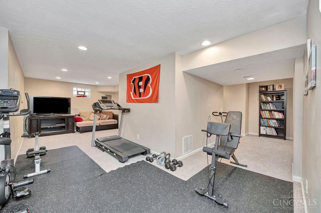 7136 Zenith Court