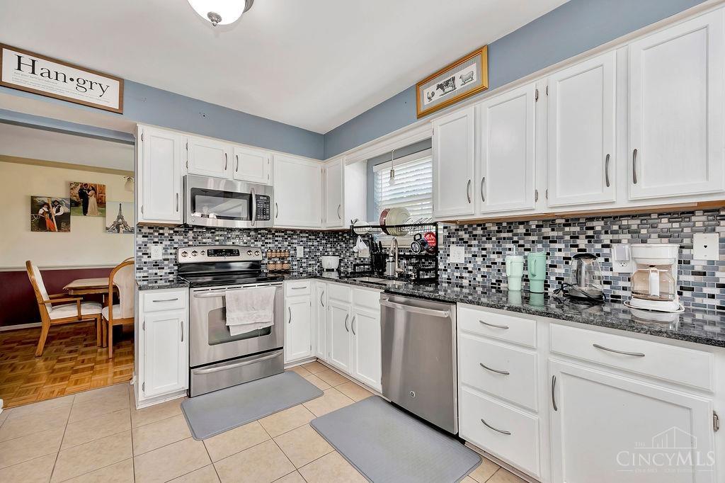 7136 Zenith Court