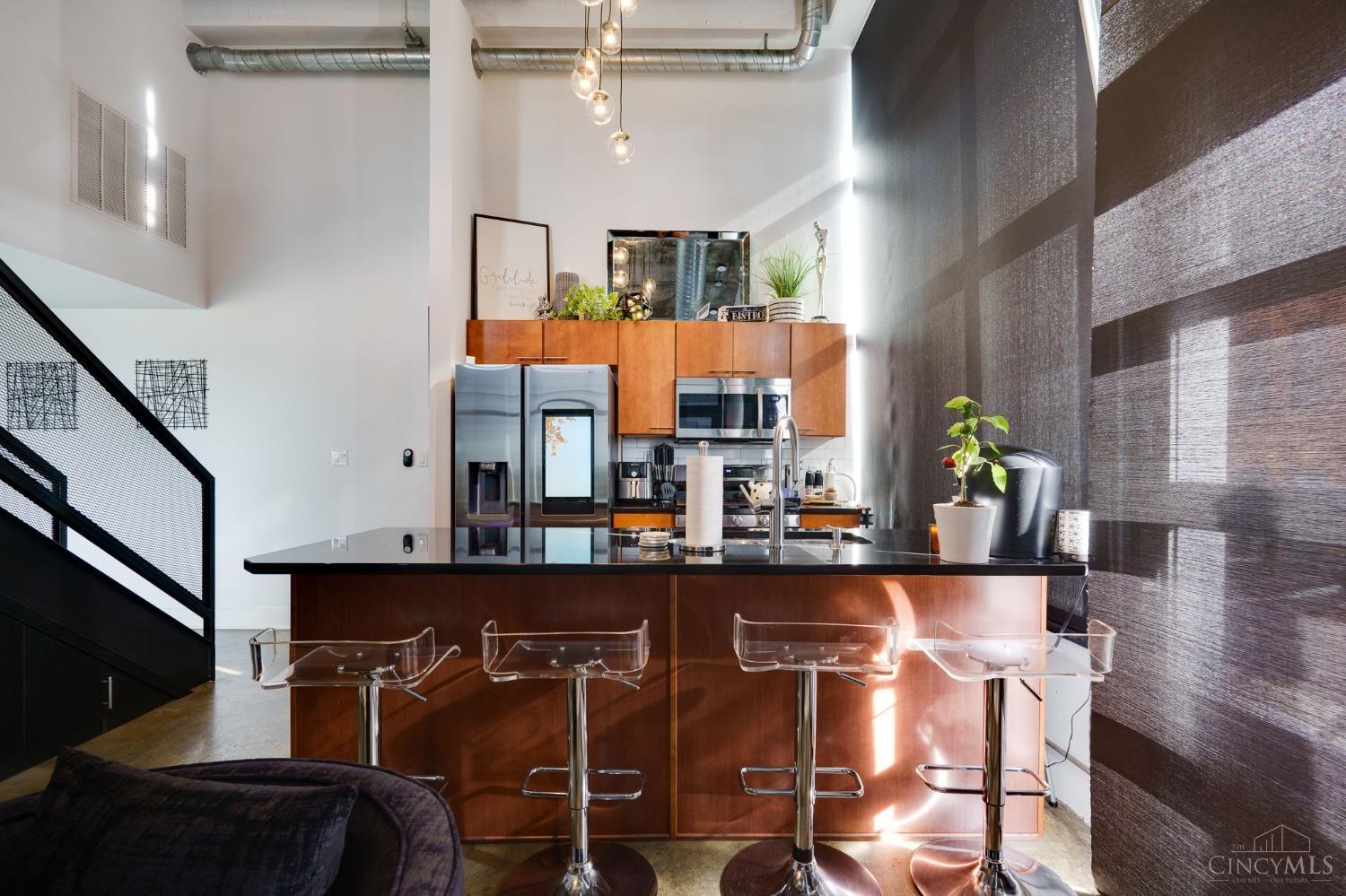 353 W Fourth Street 308