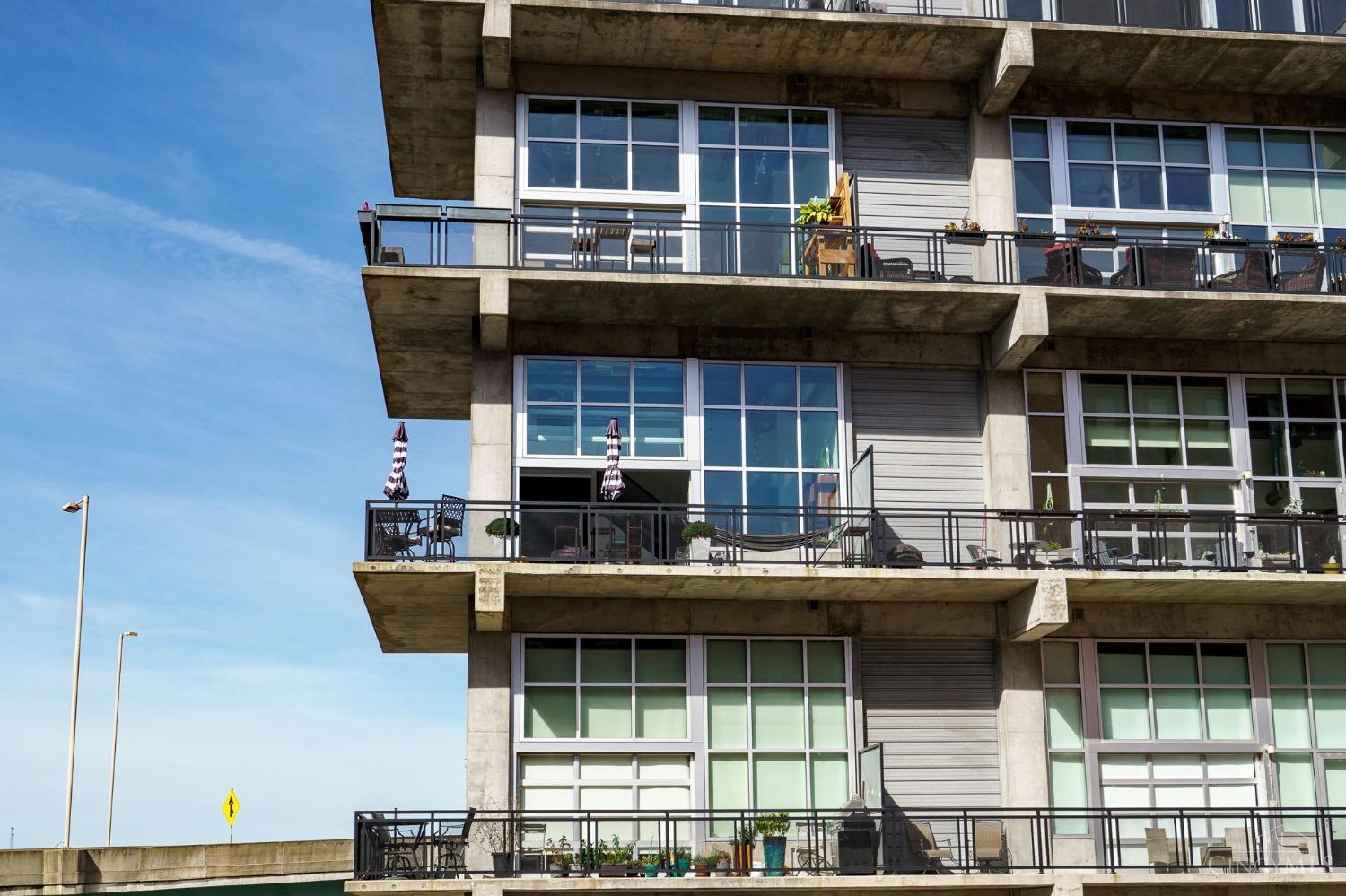 353 W Fourth Street 308