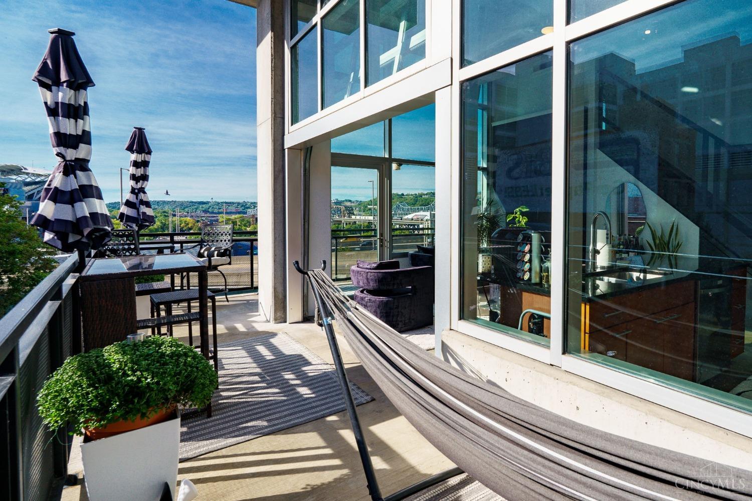 353 W Fourth Street 308