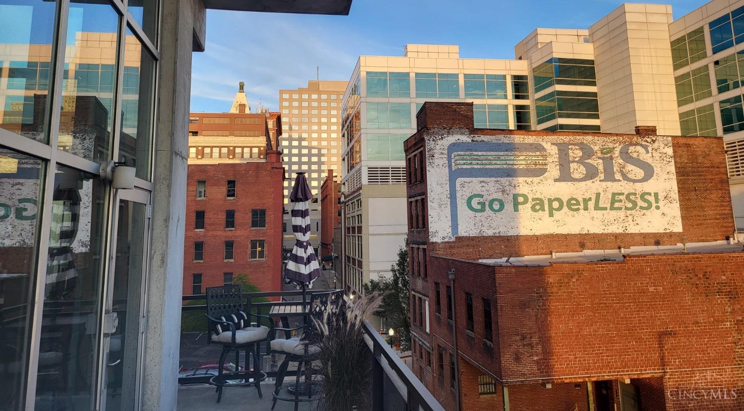 353 W Fourth Street 308