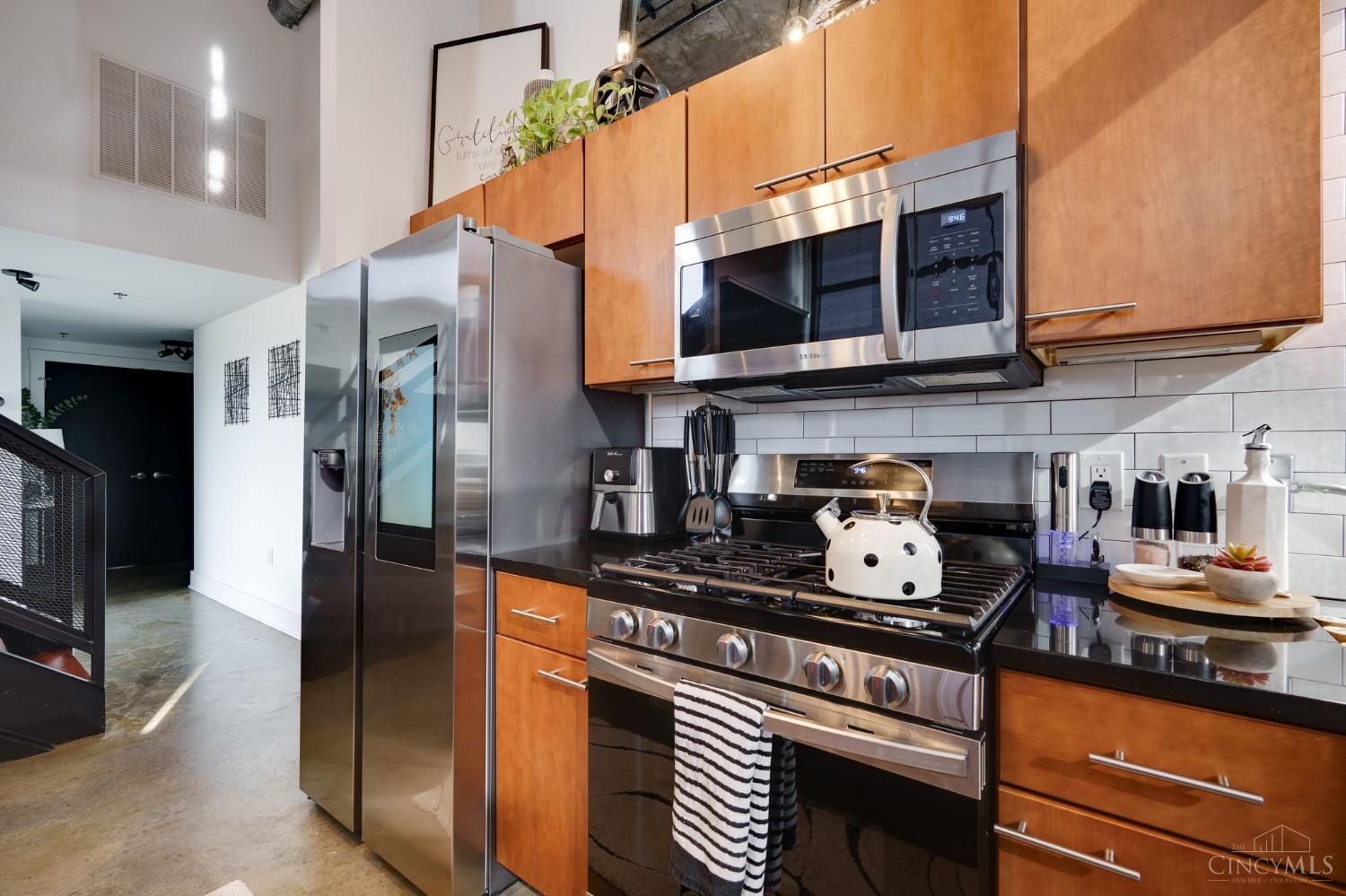 353 W Fourth Street 308