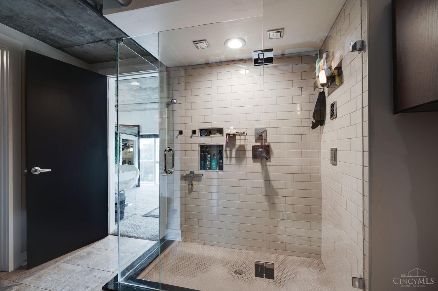 353 W Fourth Street 308