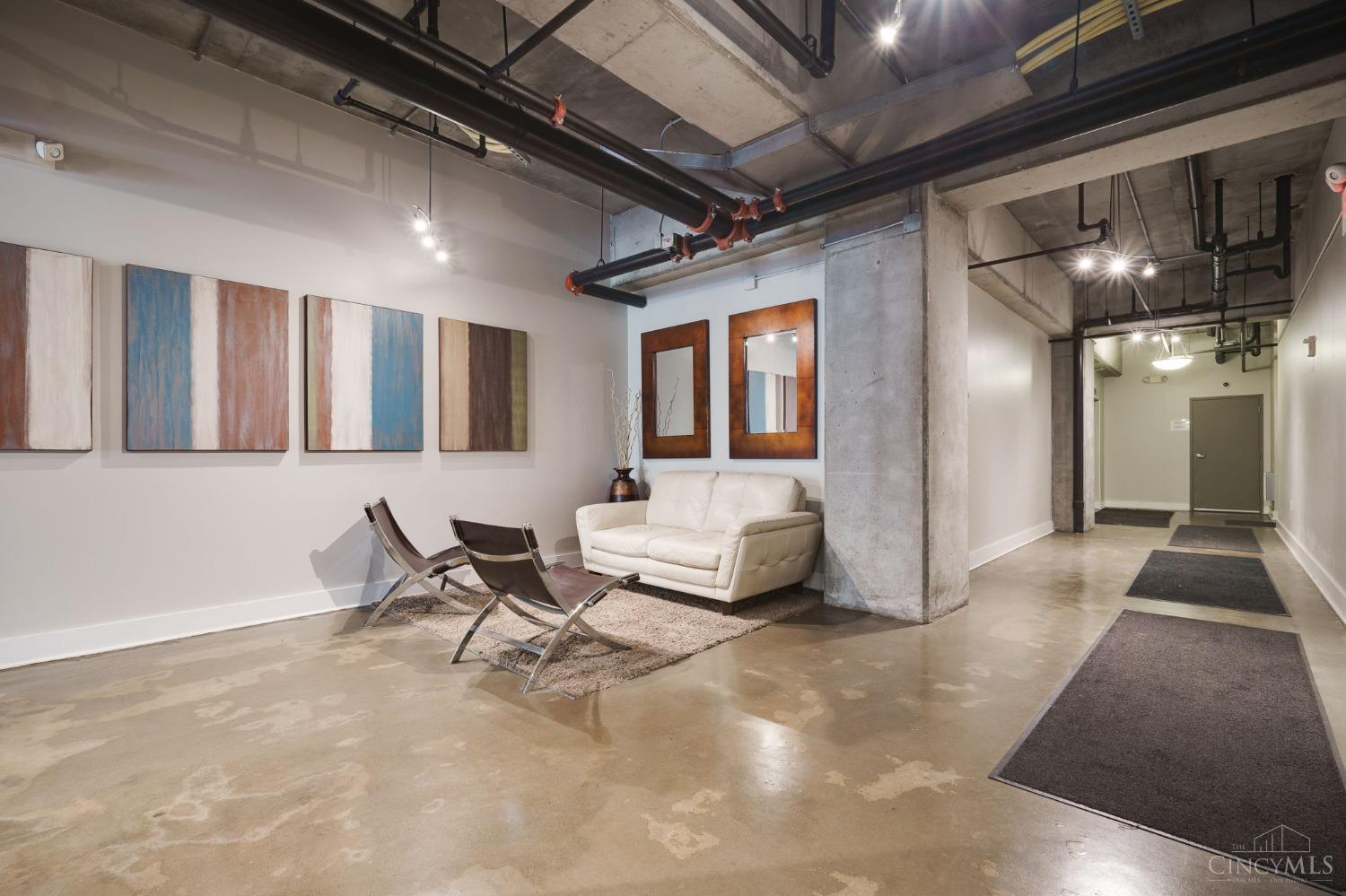 353 W Fourth Street 308