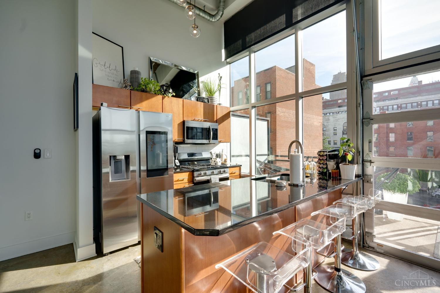 353 W Fourth Street 308