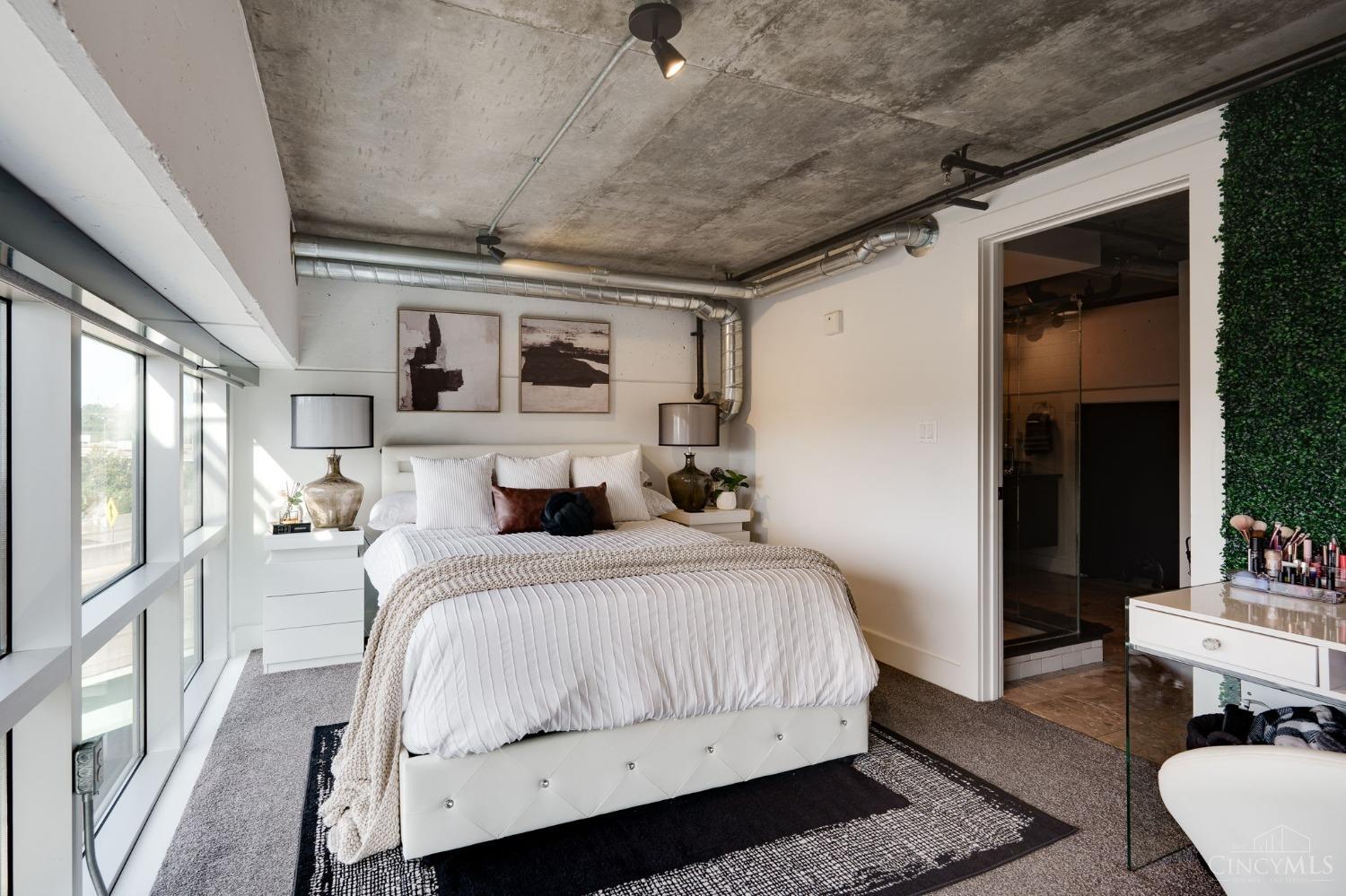 353 W Fourth Street 308