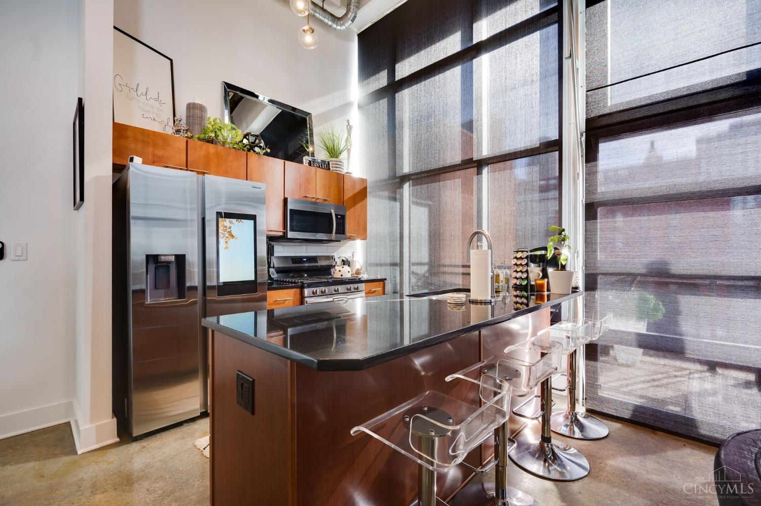 353 W Fourth Street 308