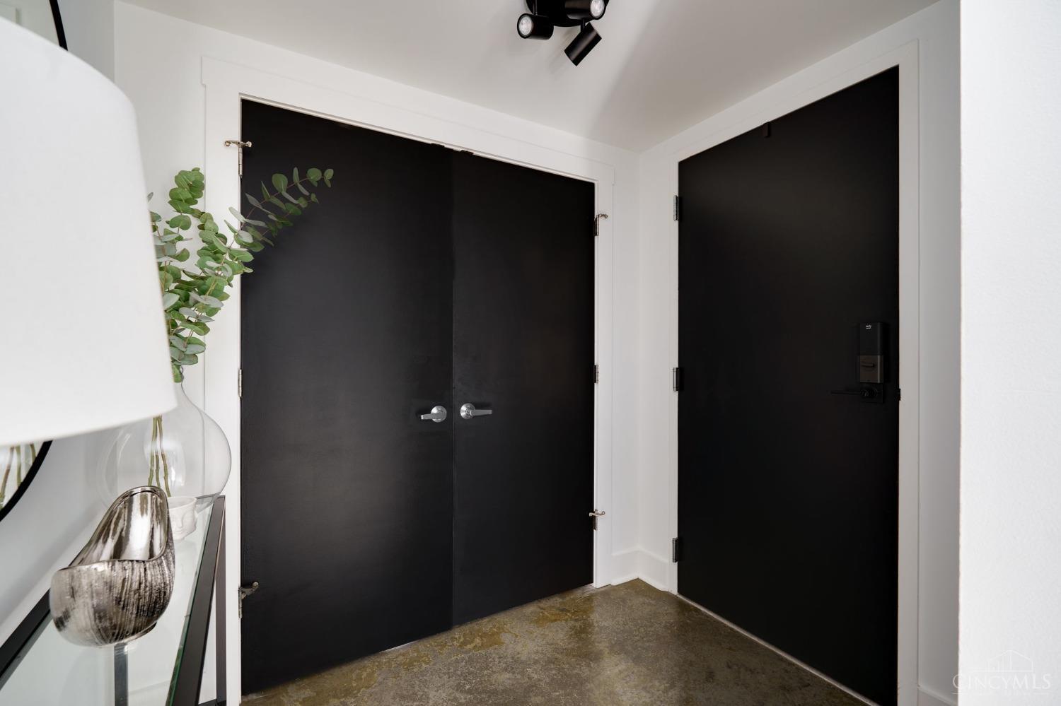 353 W Fourth Street 308