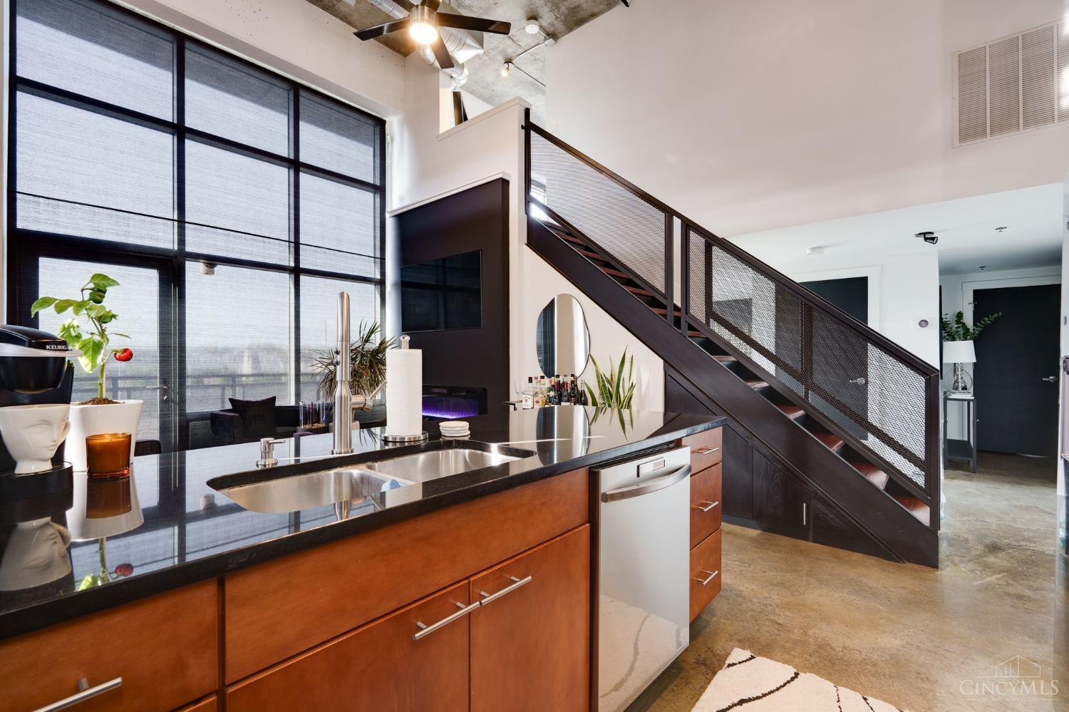 353 W Fourth Street 308