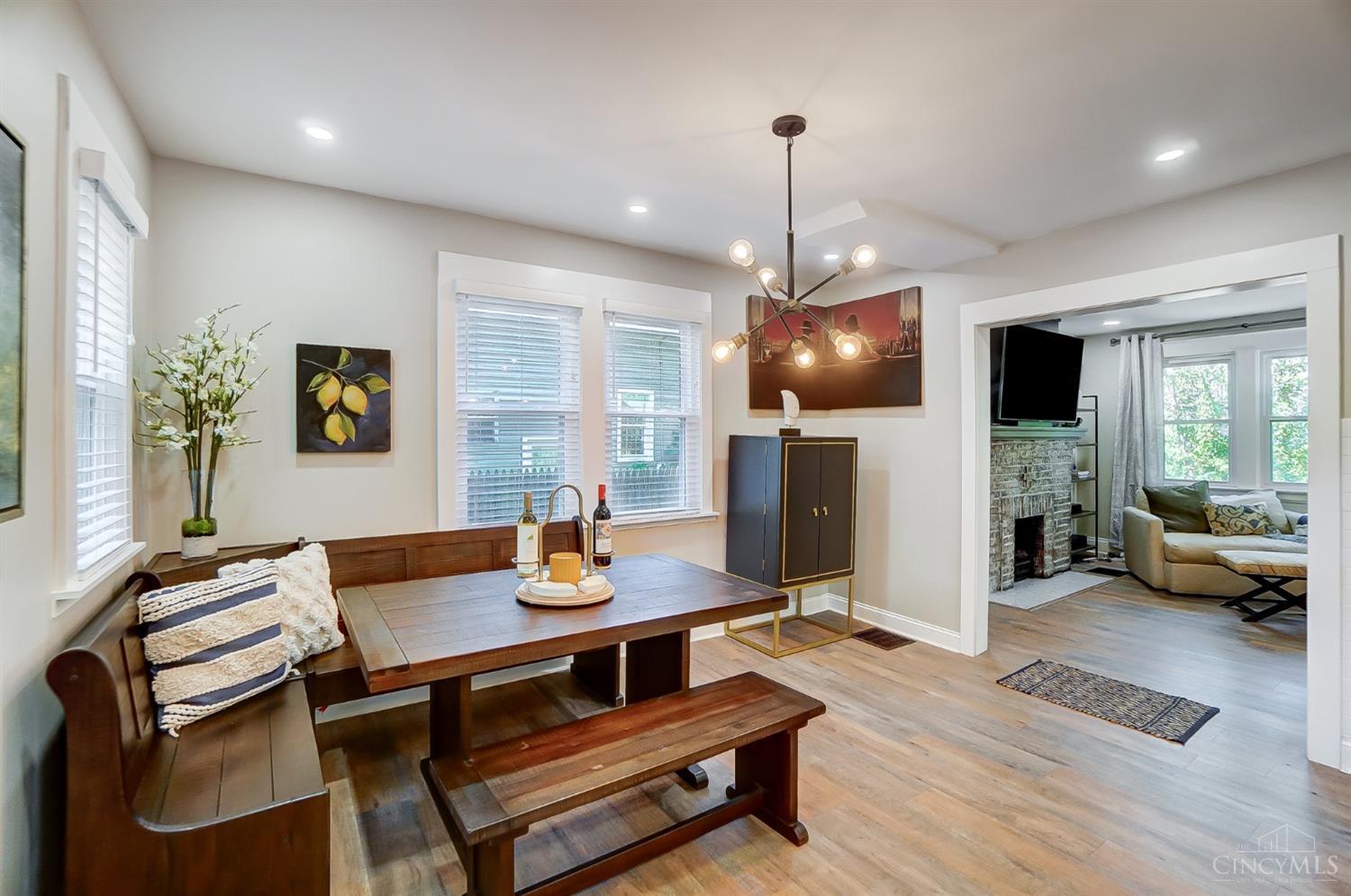 4851 Greenwood Terrace