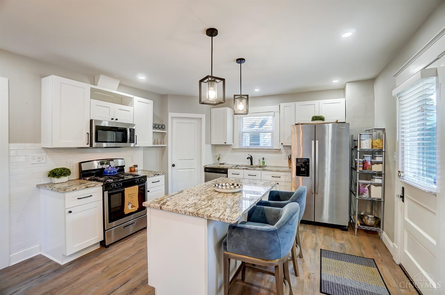 4851 Greenwood Terrace