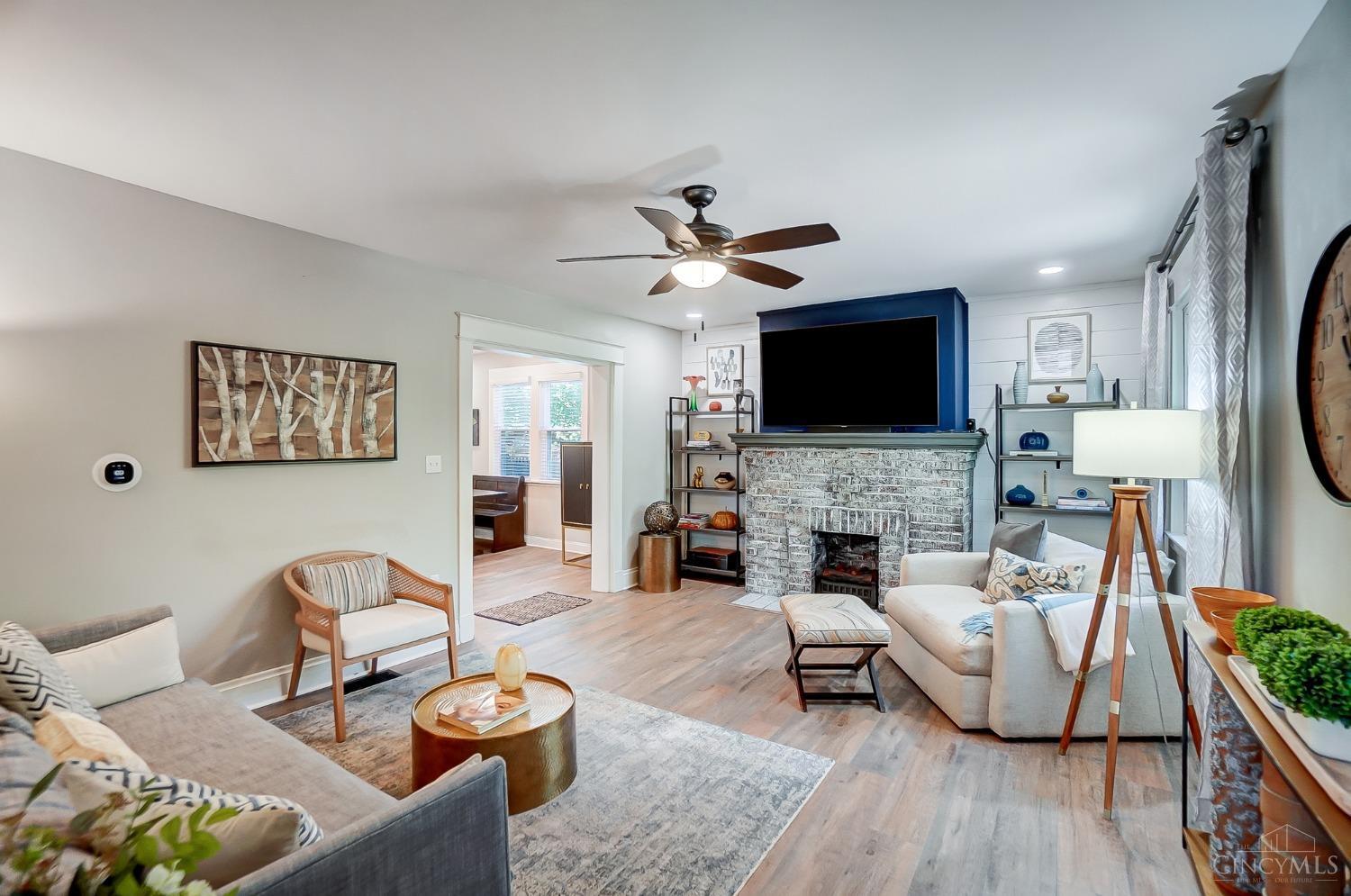 4851 Greenwood Terrace