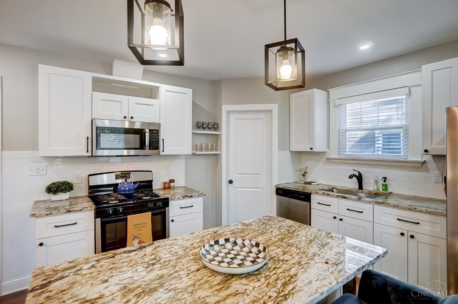 4851 Greenwood Terrace