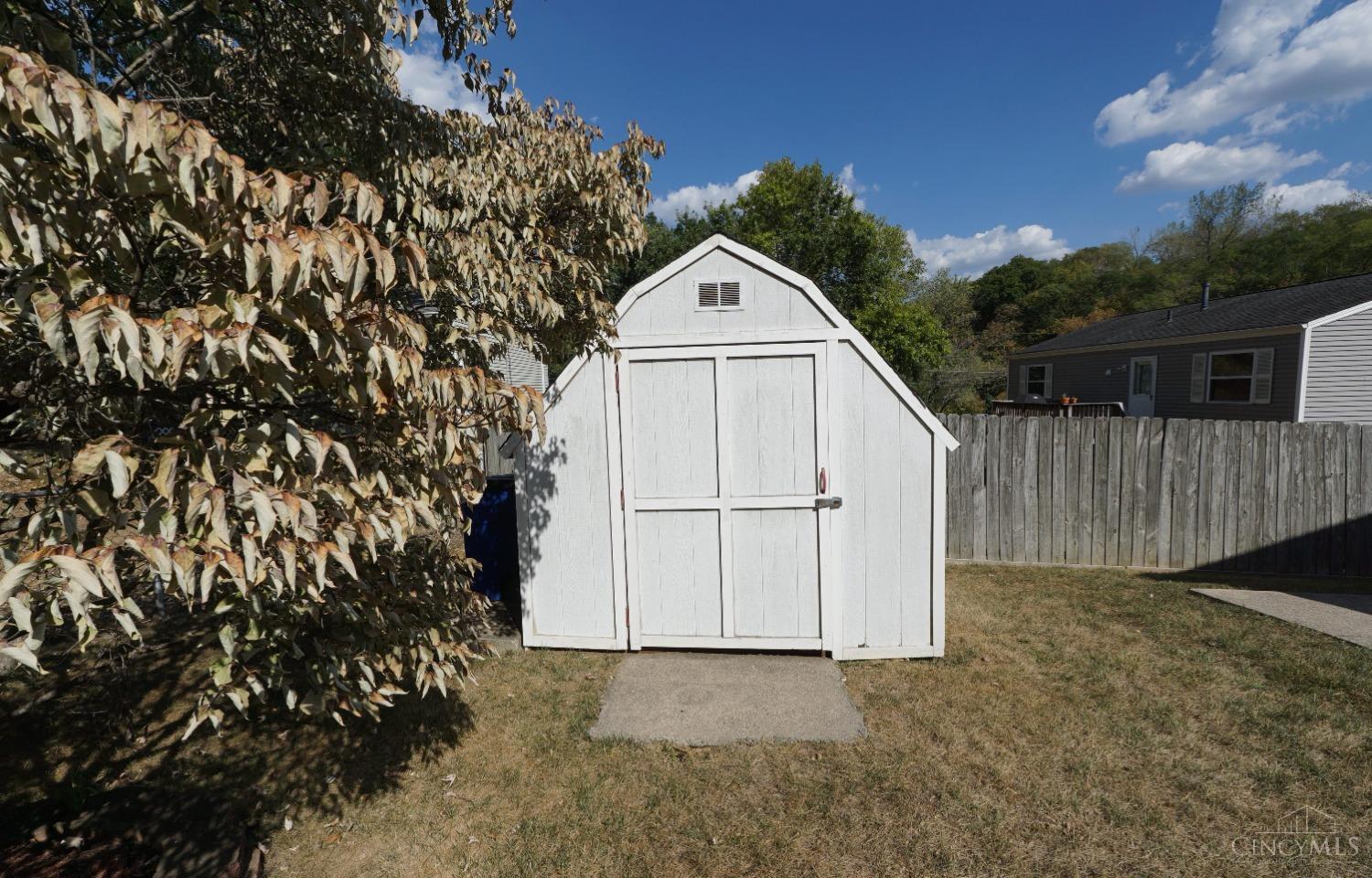 6042 Tridale Court