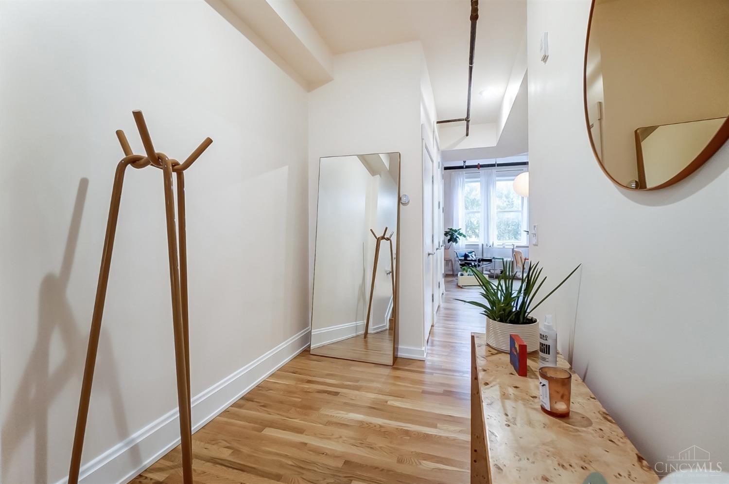 1415 Vine Street 205