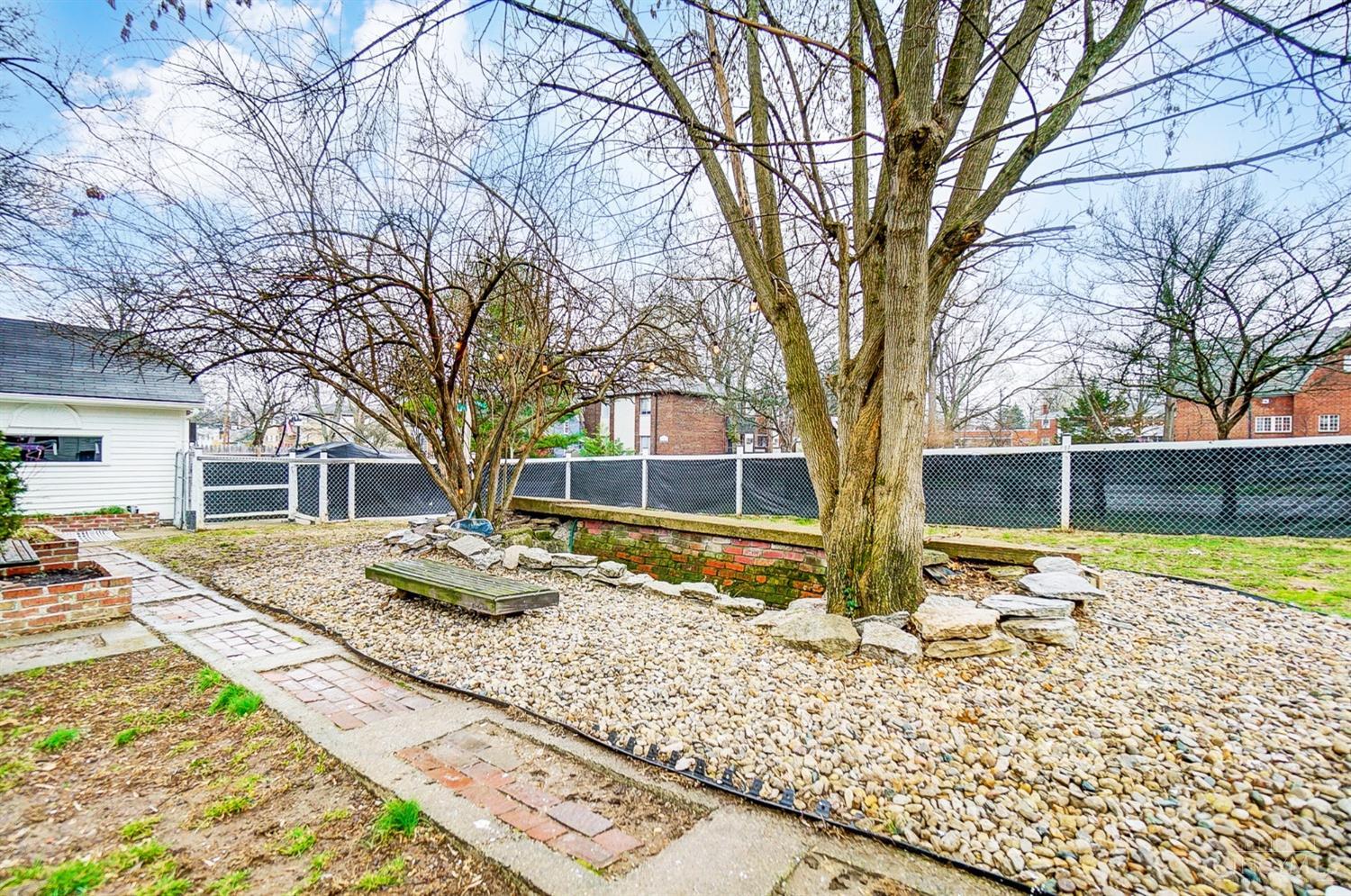 2102 Sutton Road