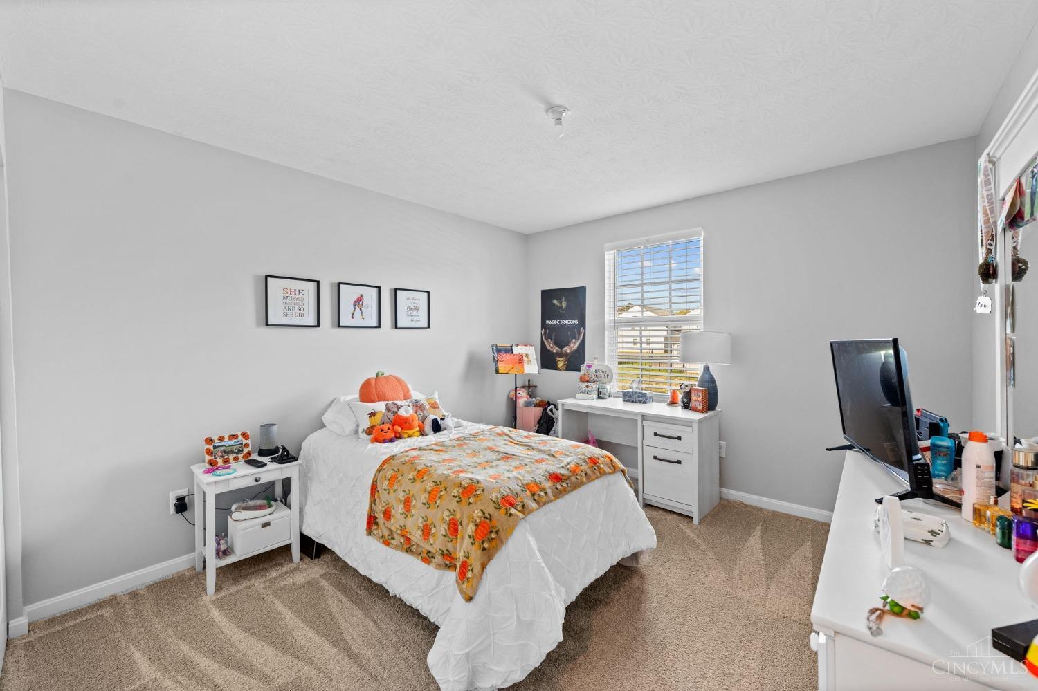8101 Guthrie Lane