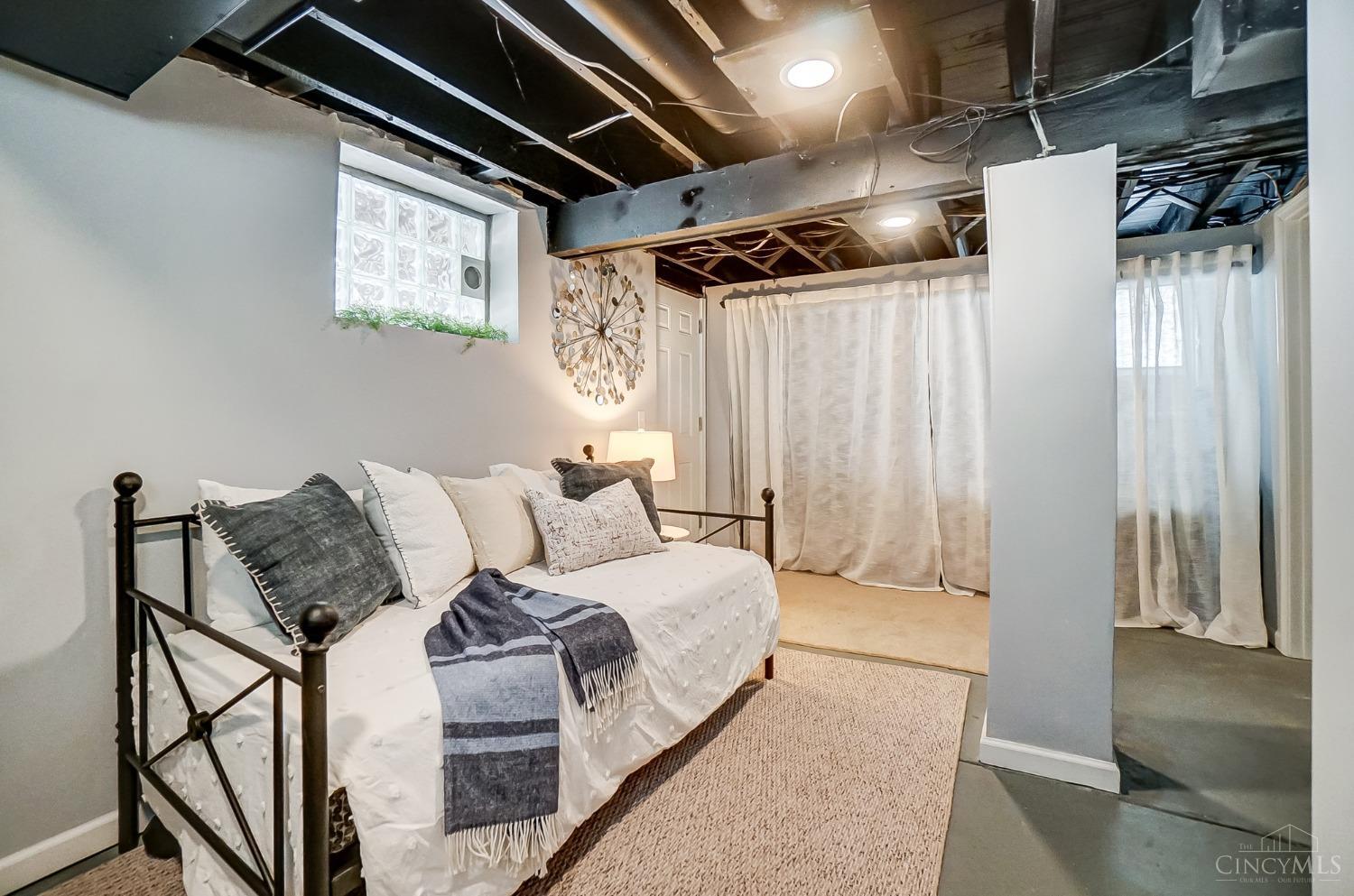 4330 Watterson Street