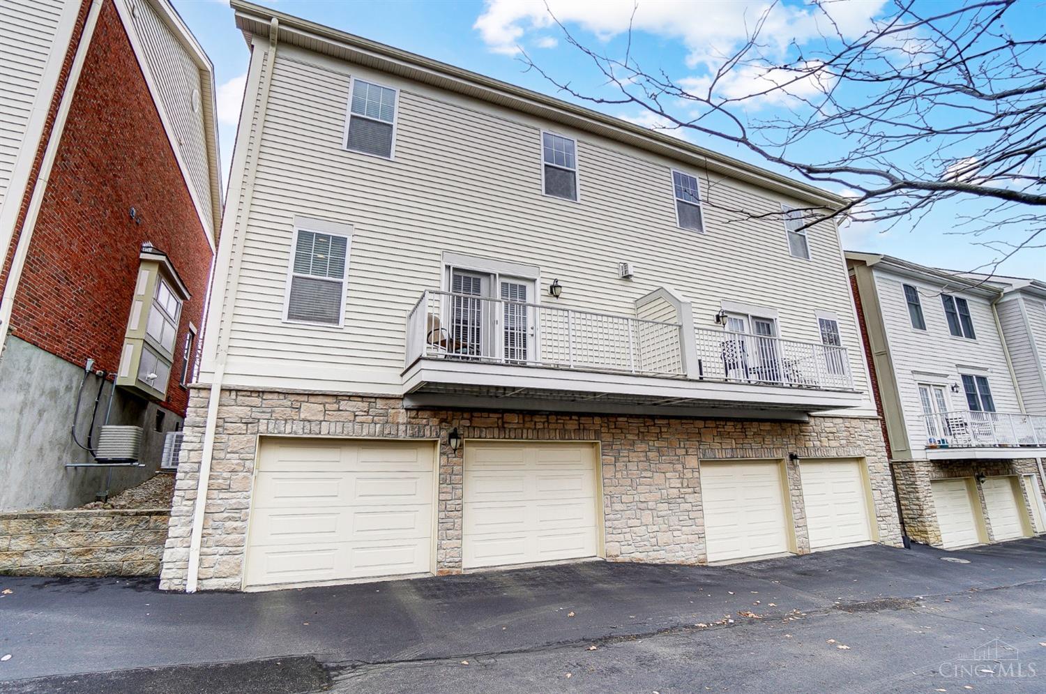 3716 Eastern Hills Lane