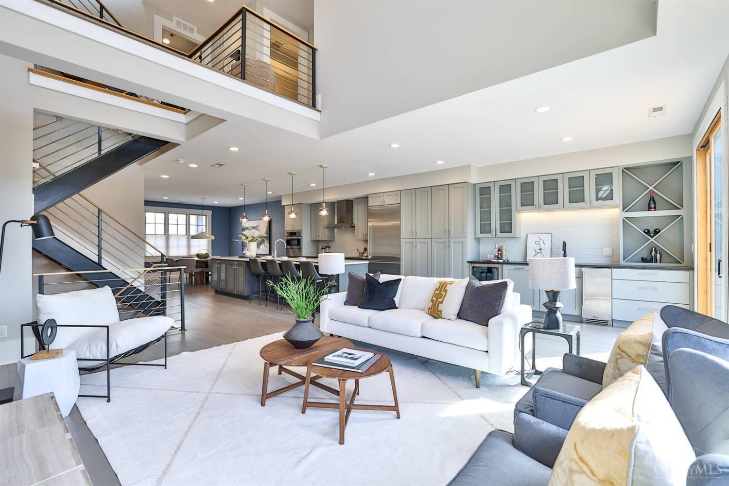 1335 Pendleton Street
