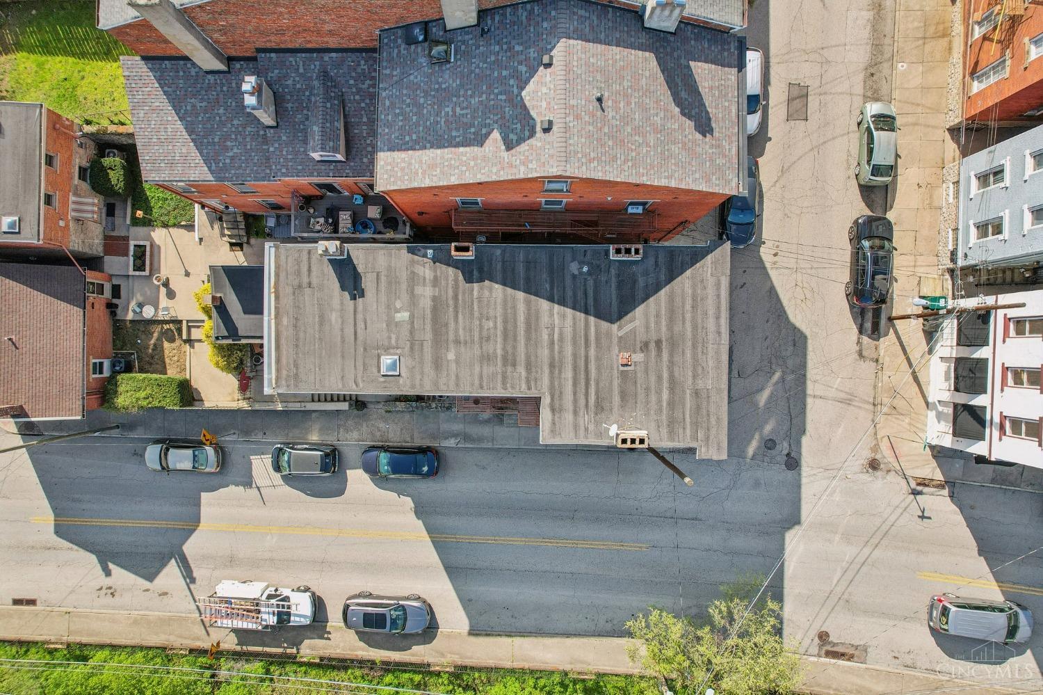 561 Milton Street E