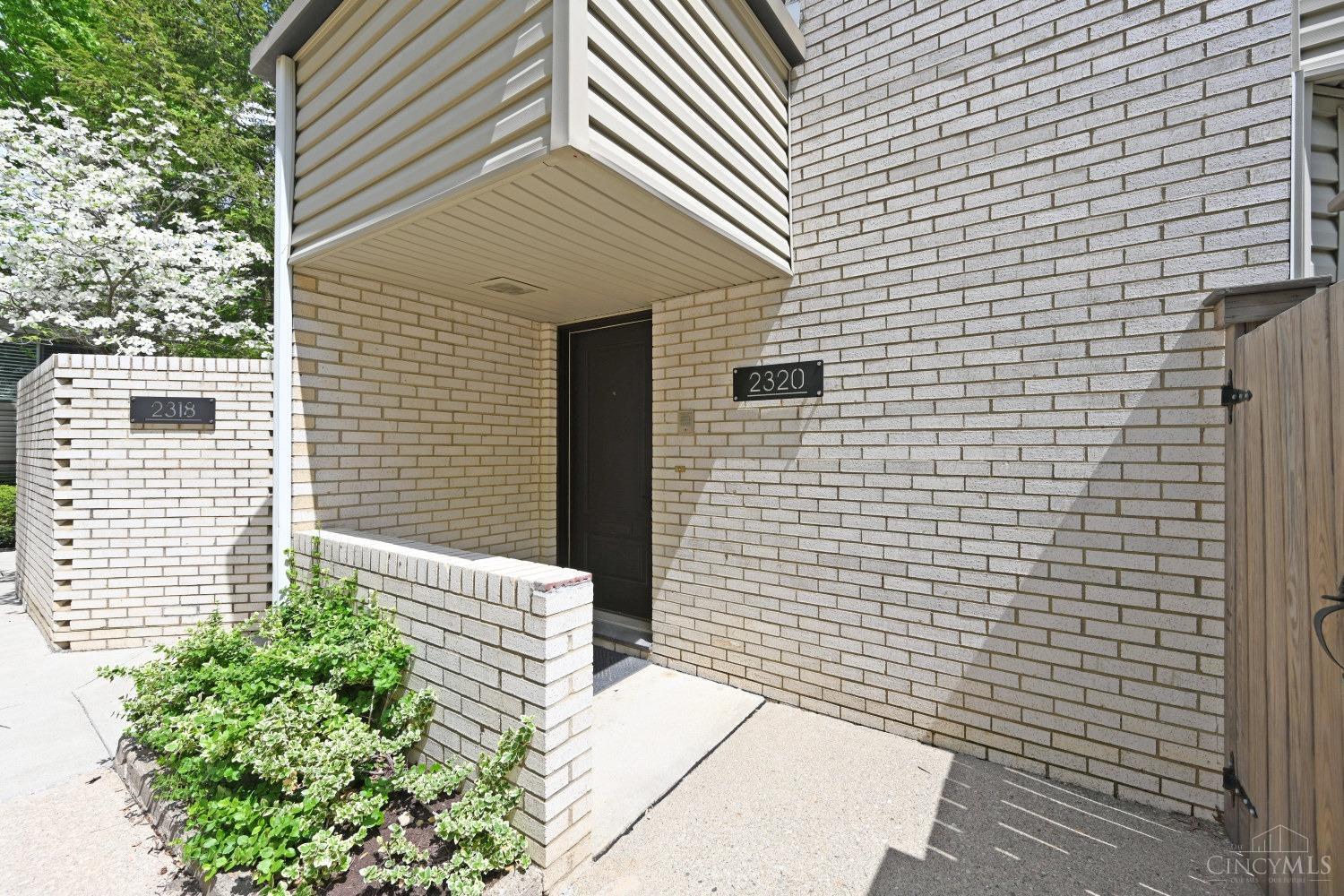 2320 Dana Avenue