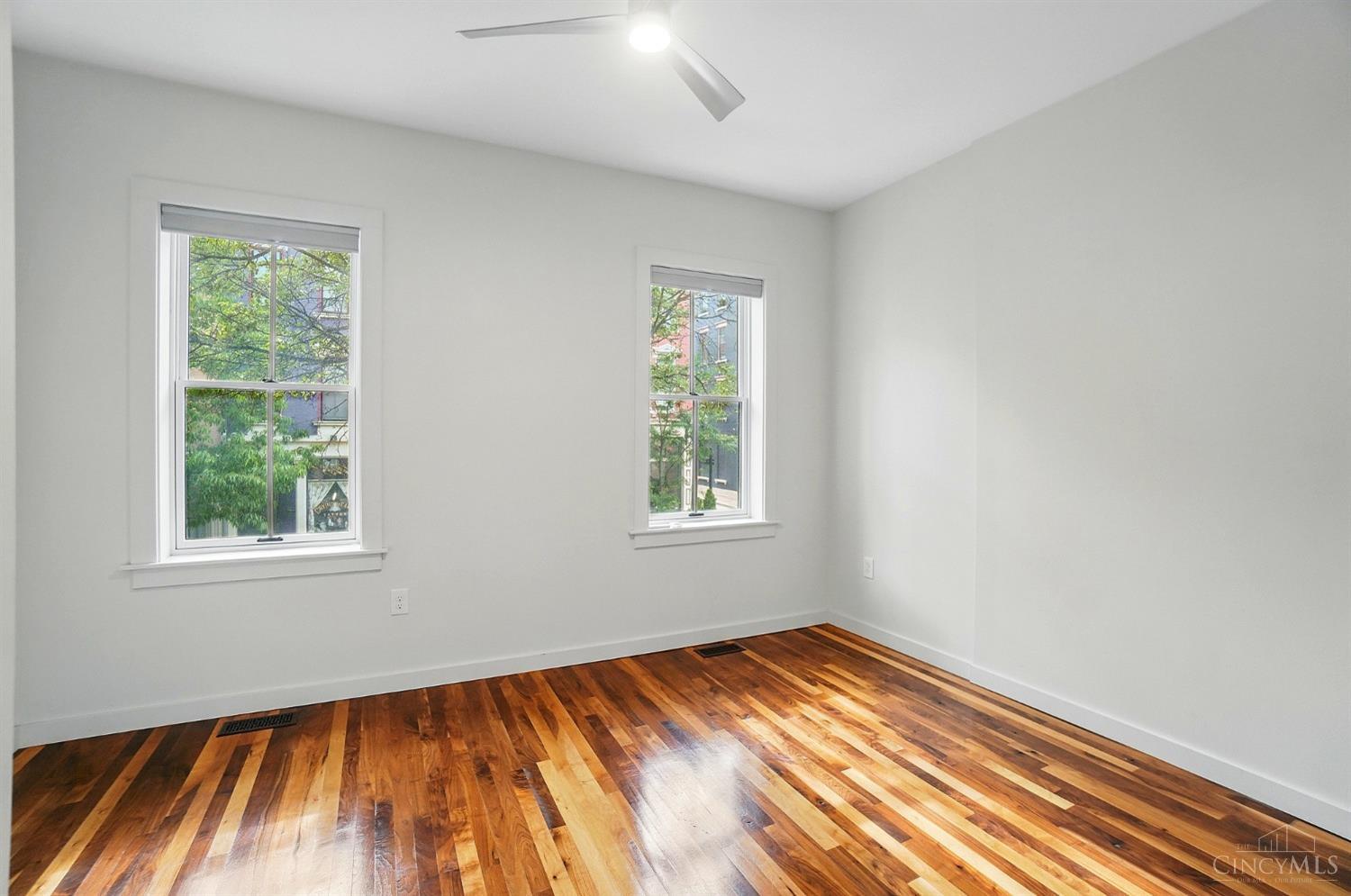1428 Main Street