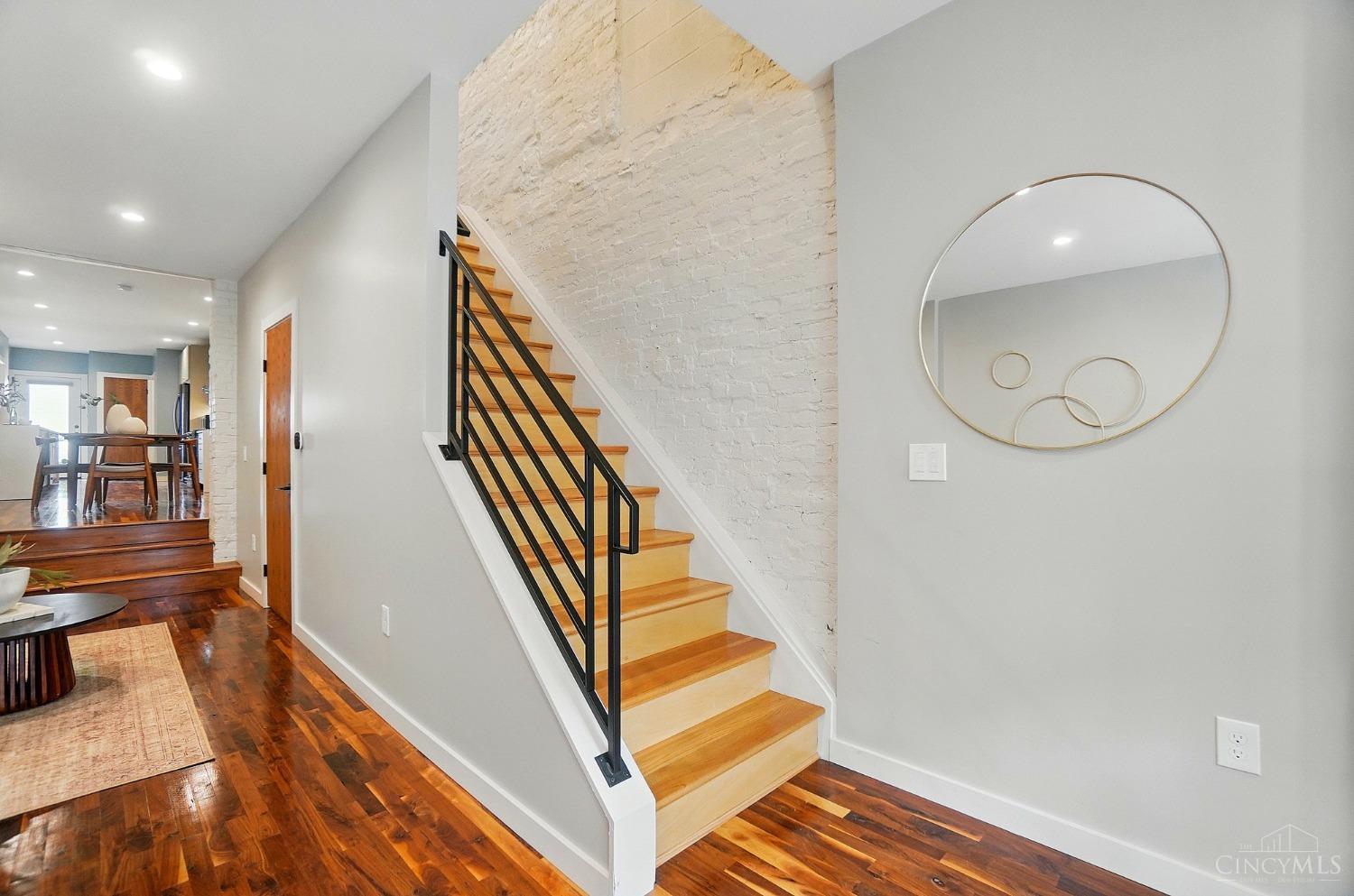 1428 Main Street