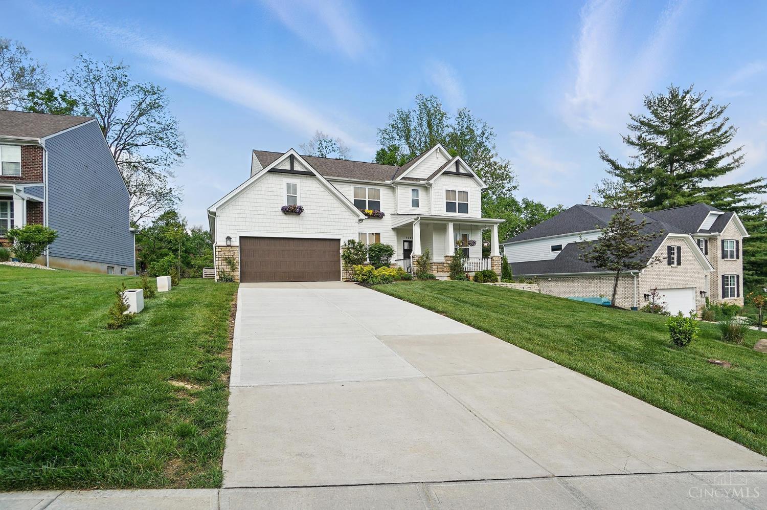 7202 Treetop Lane
