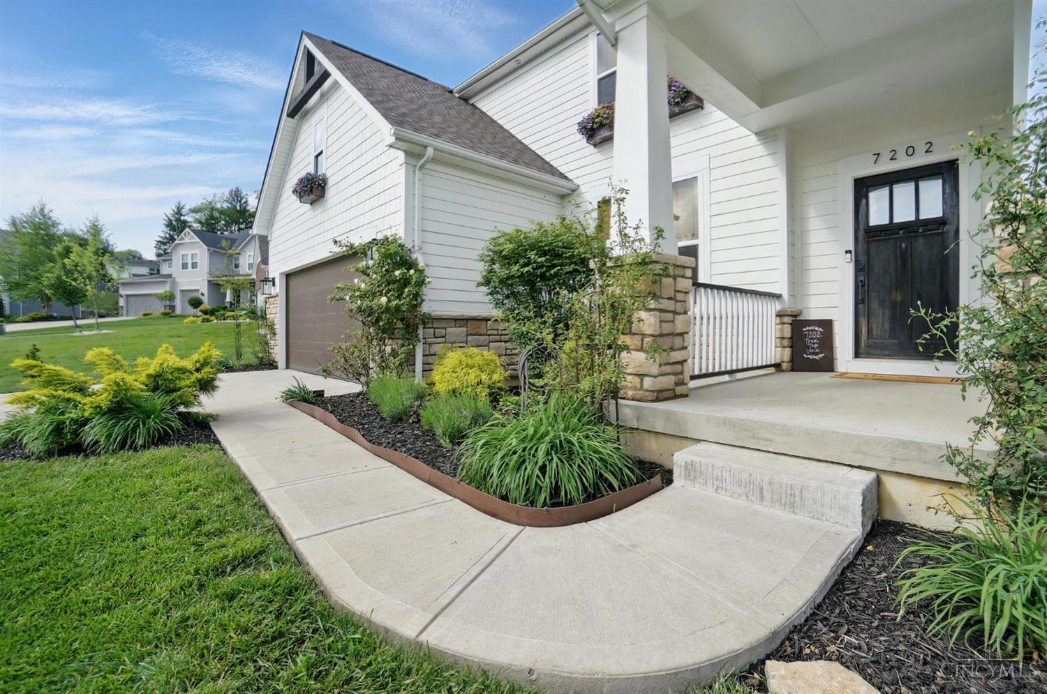 7202 Treetop Lane