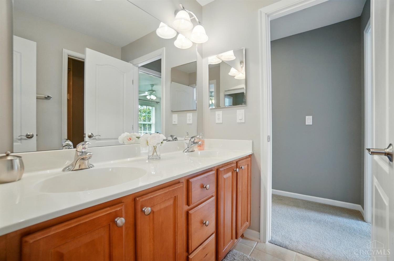 6109 Lancashire Trail
