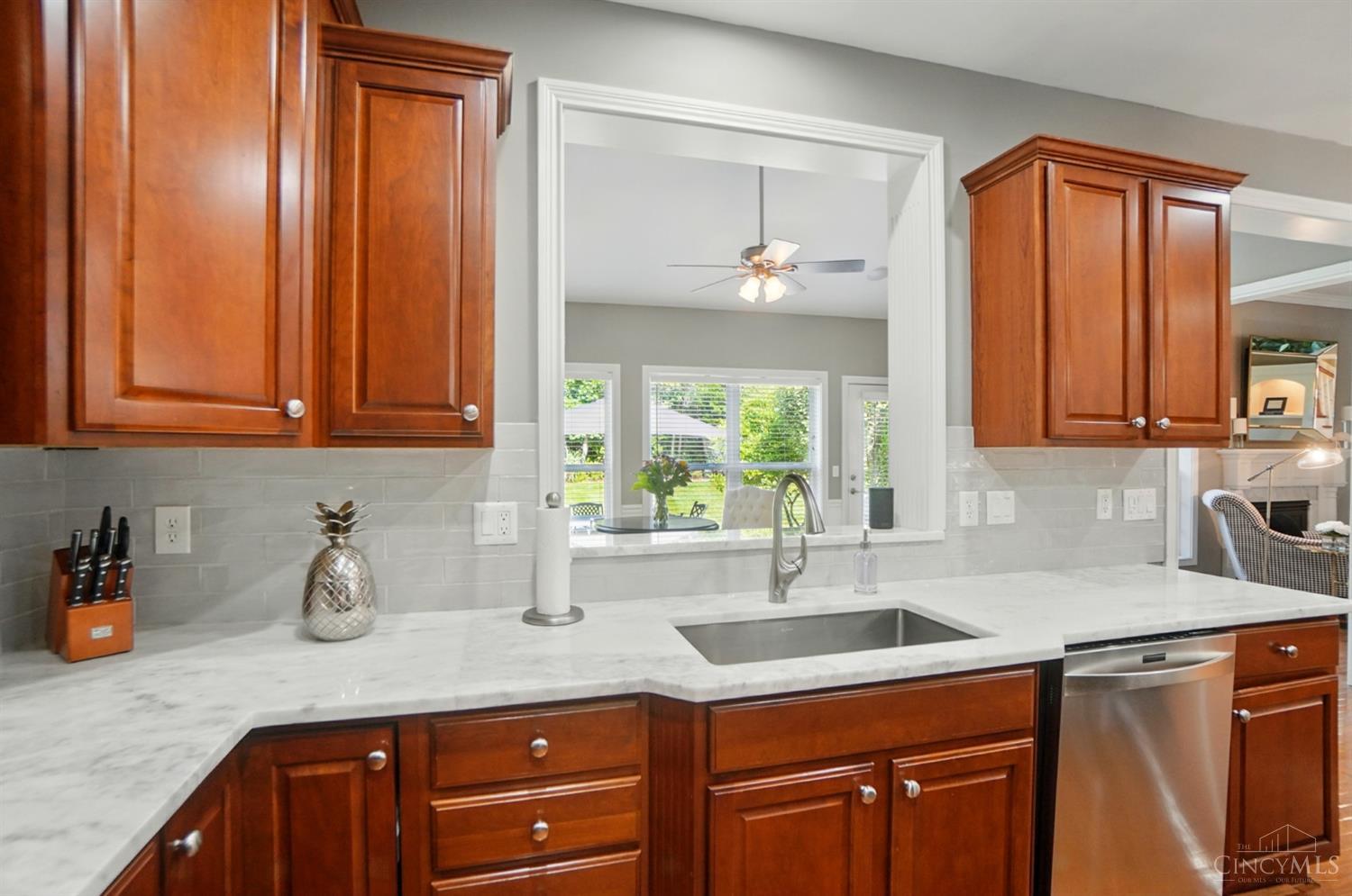 6109 Lancashire Trail