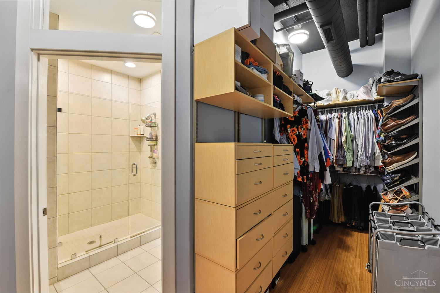 18 E Fourth Street 401