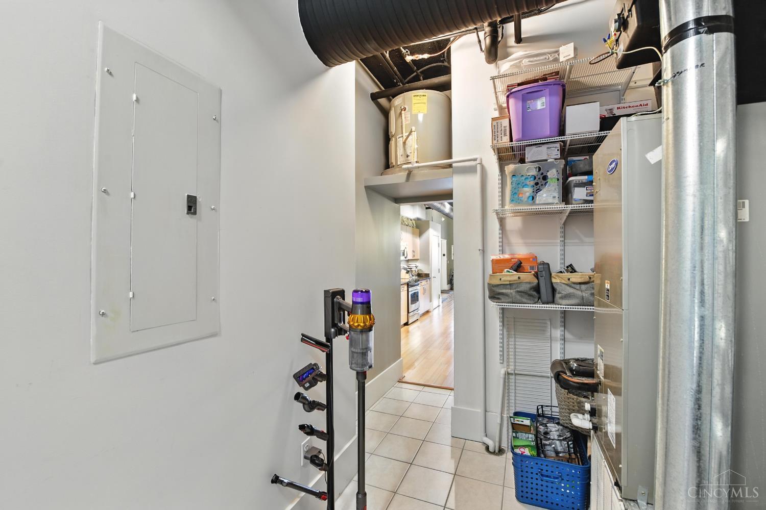 18 E Fourth Street 401