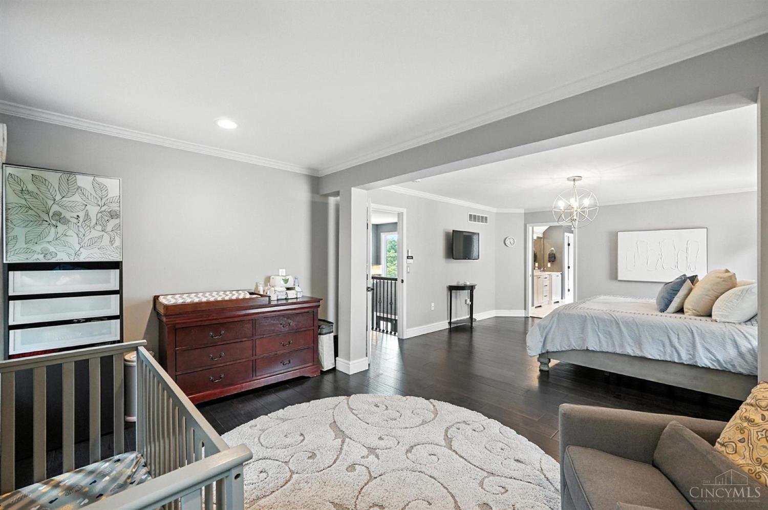 6913 Oleander Court