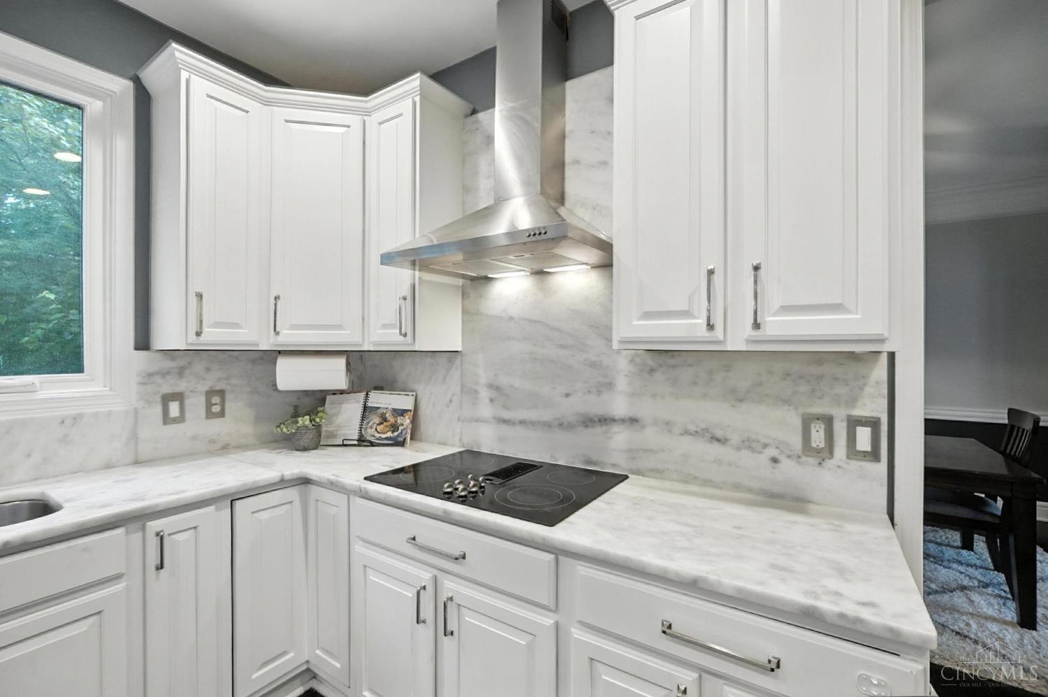 6913 Oleander Court