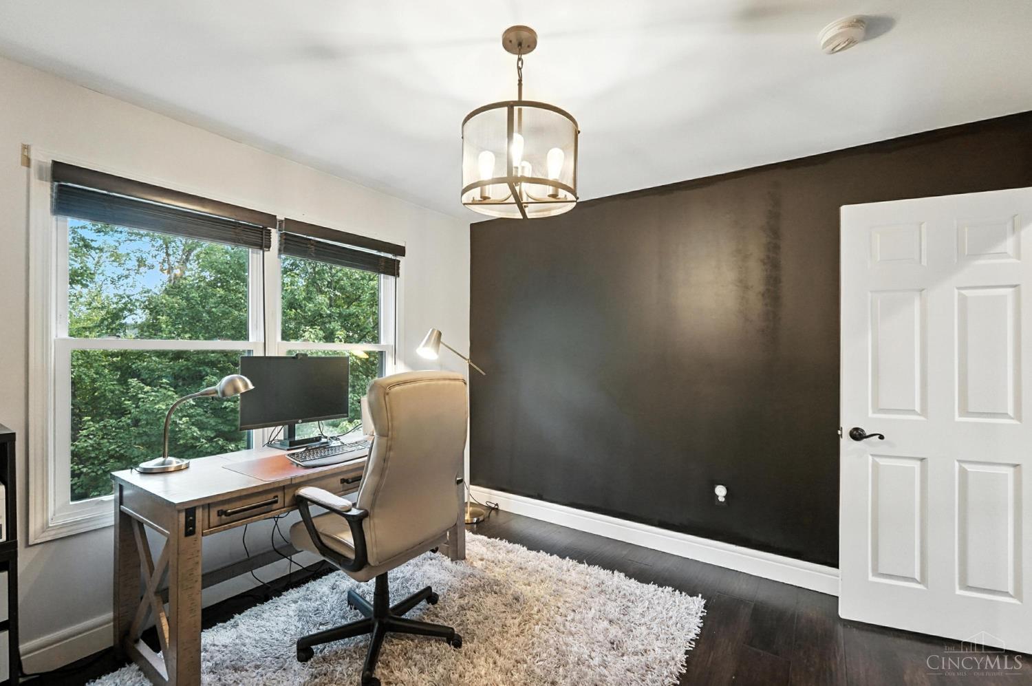 6913 Oleander Court