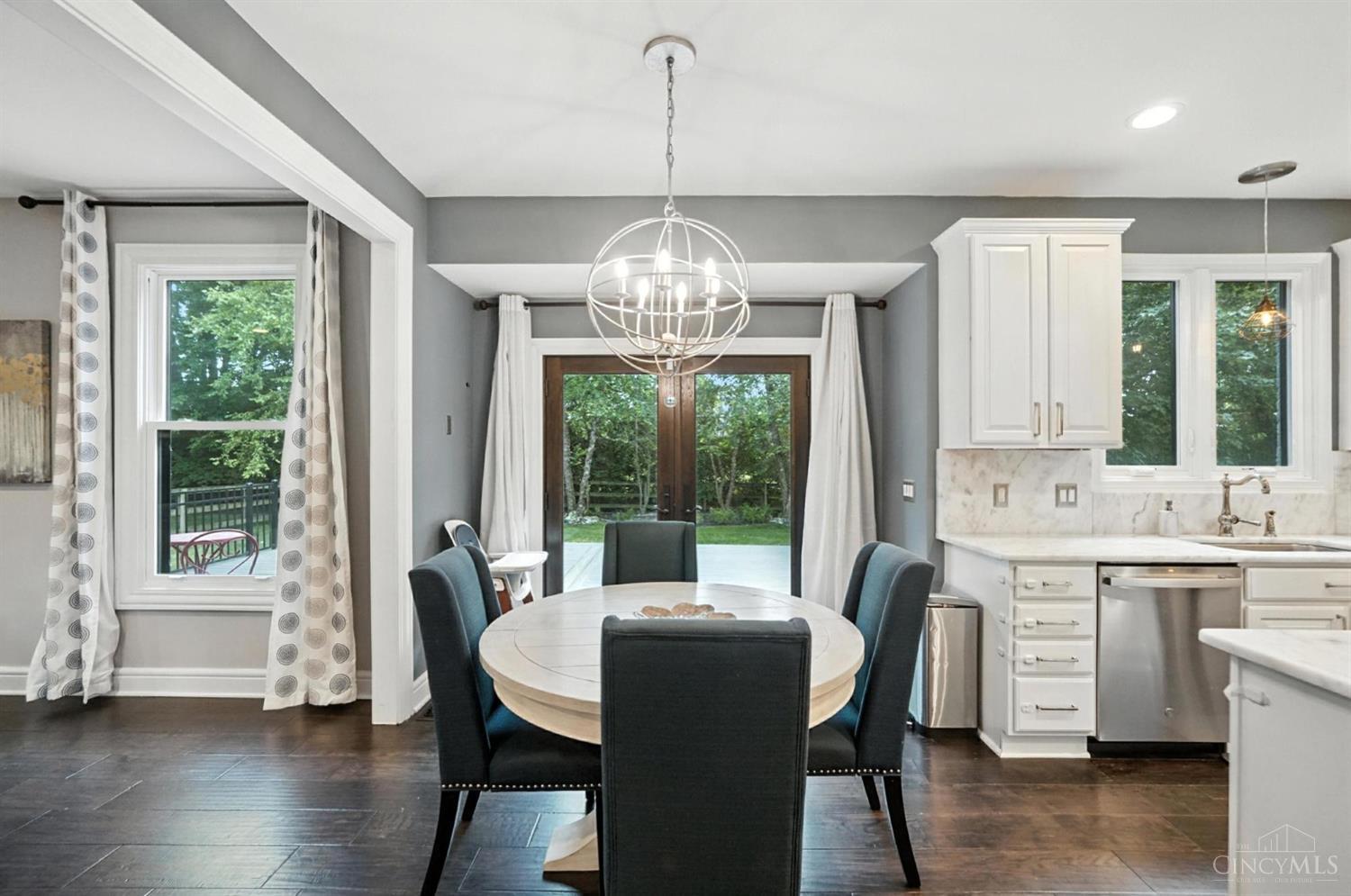 6913 Oleander Court