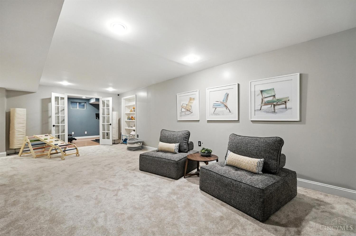 6913 Oleander Court