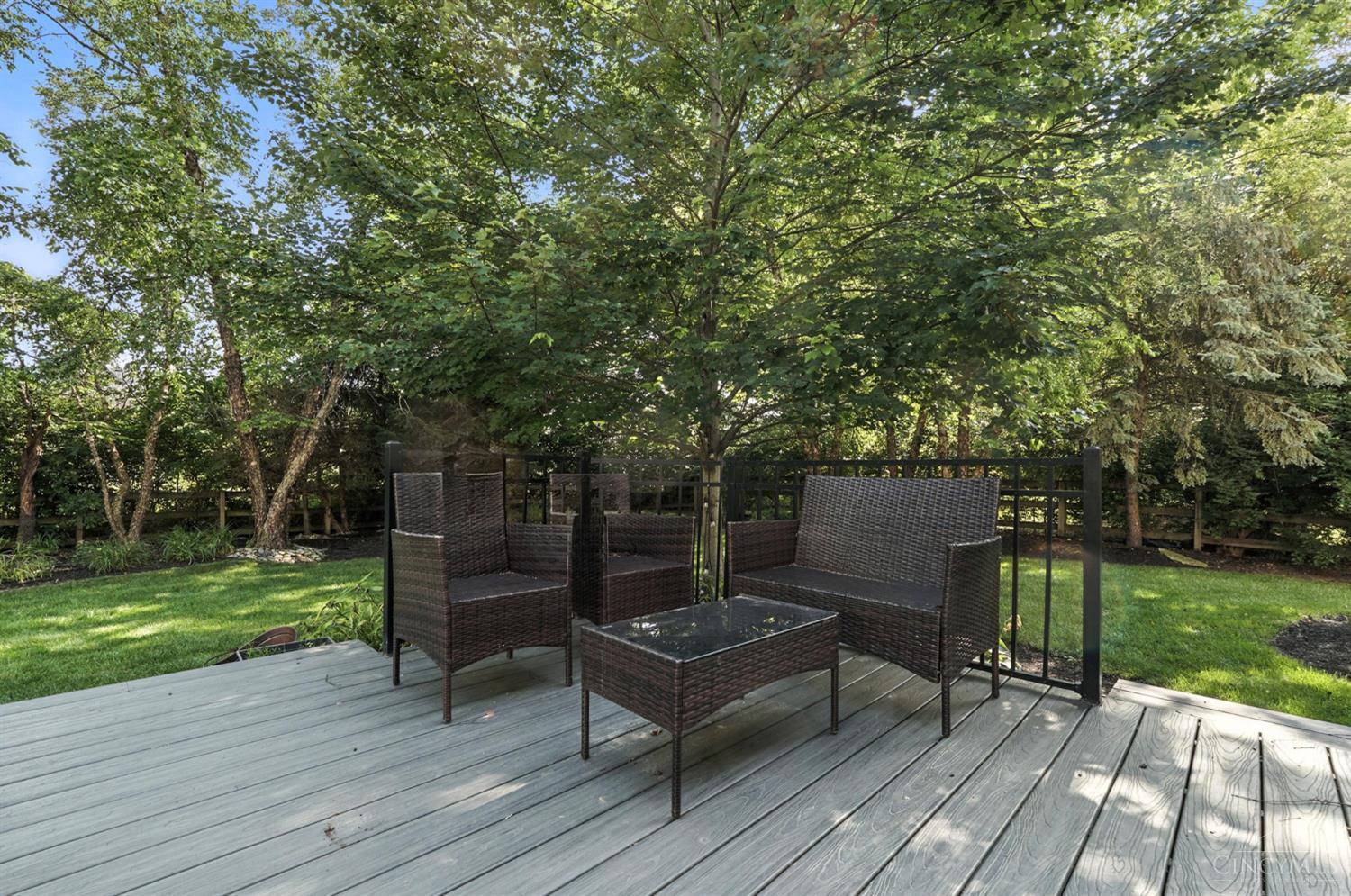 6913 Oleander Court
