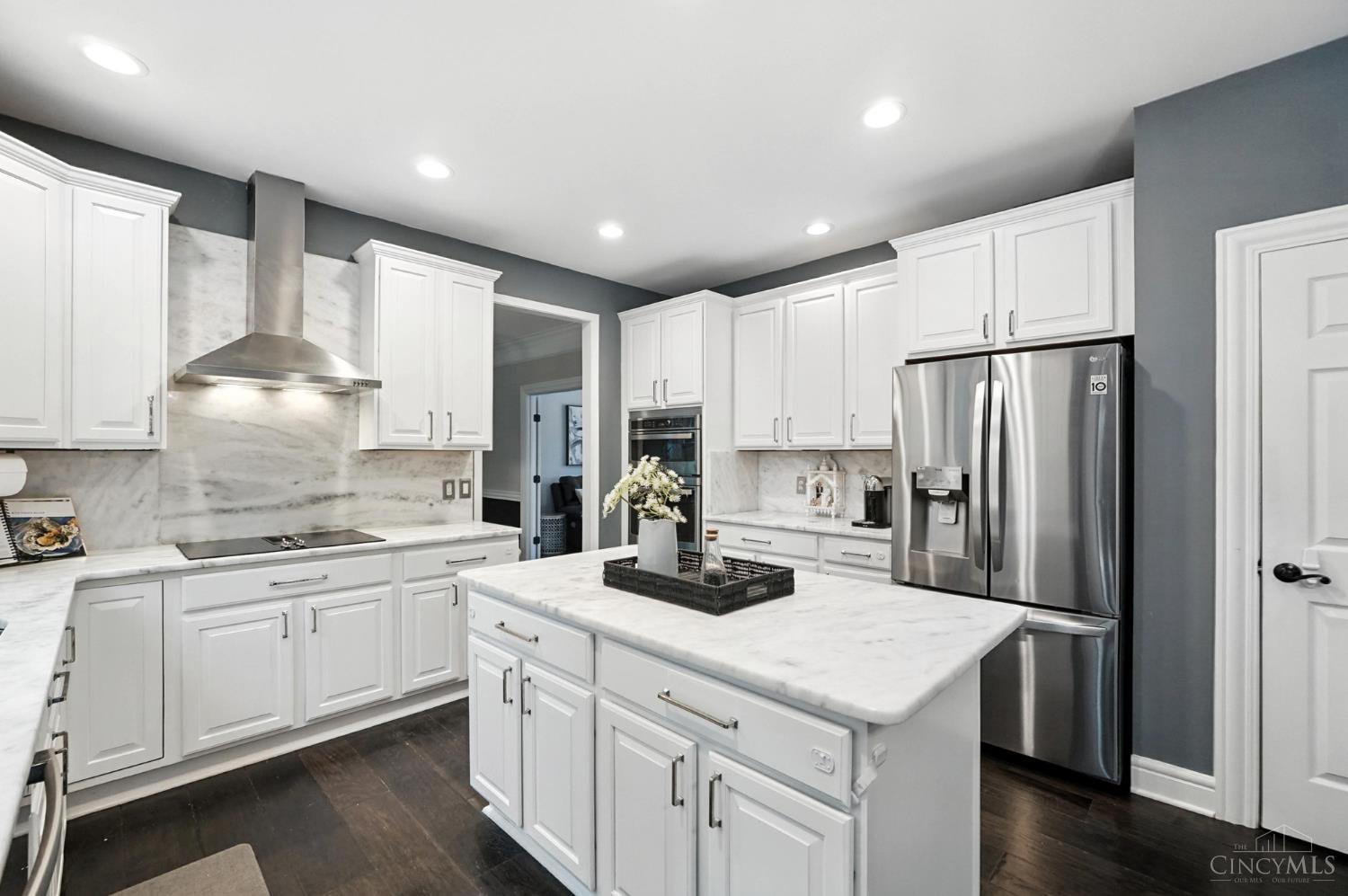 6913 Oleander Court
