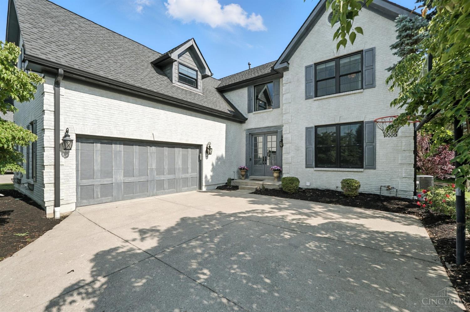 6913 Oleander Court