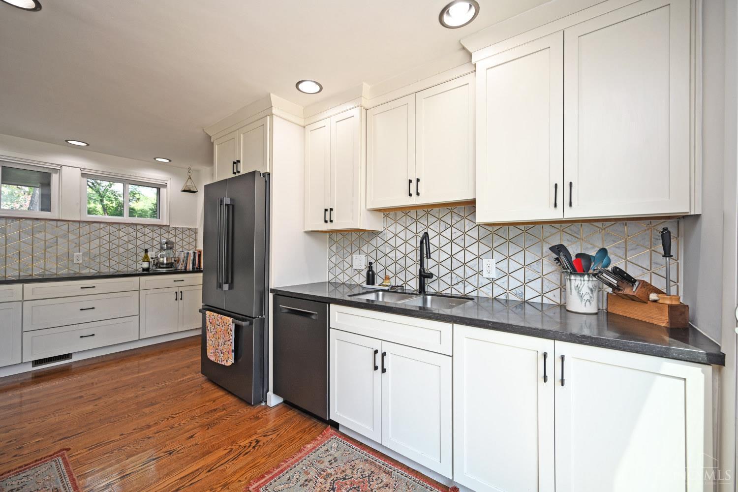 400 Rawson Woods Lane