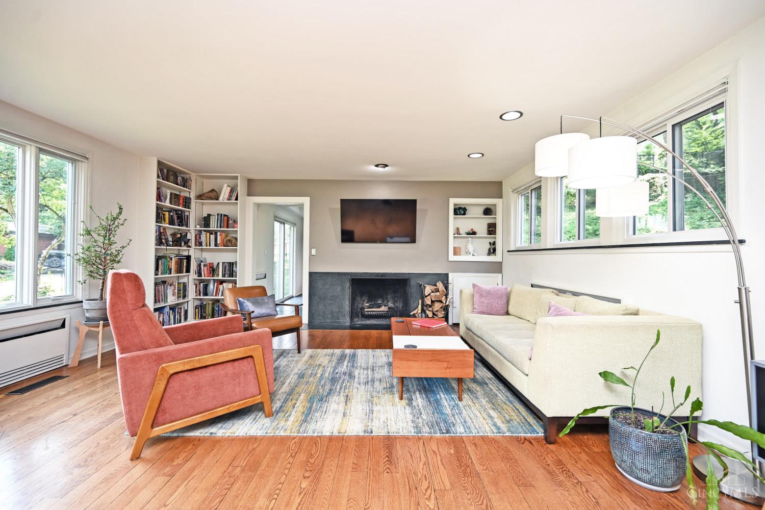 400 Rawson Woods Lane