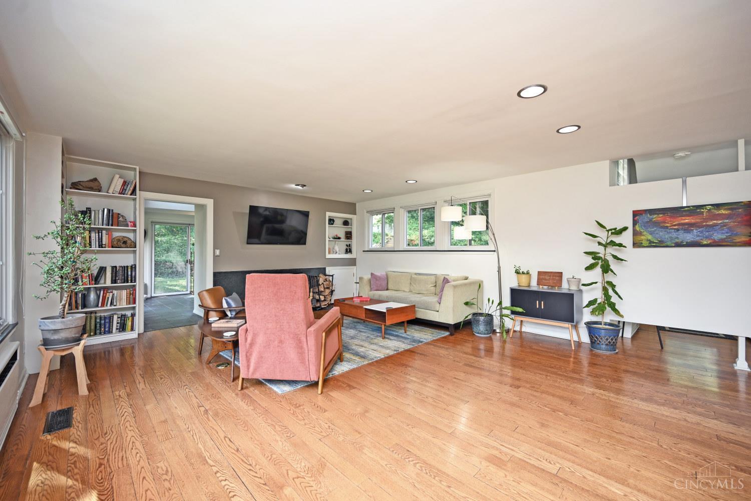 400 Rawson Woods Lane
