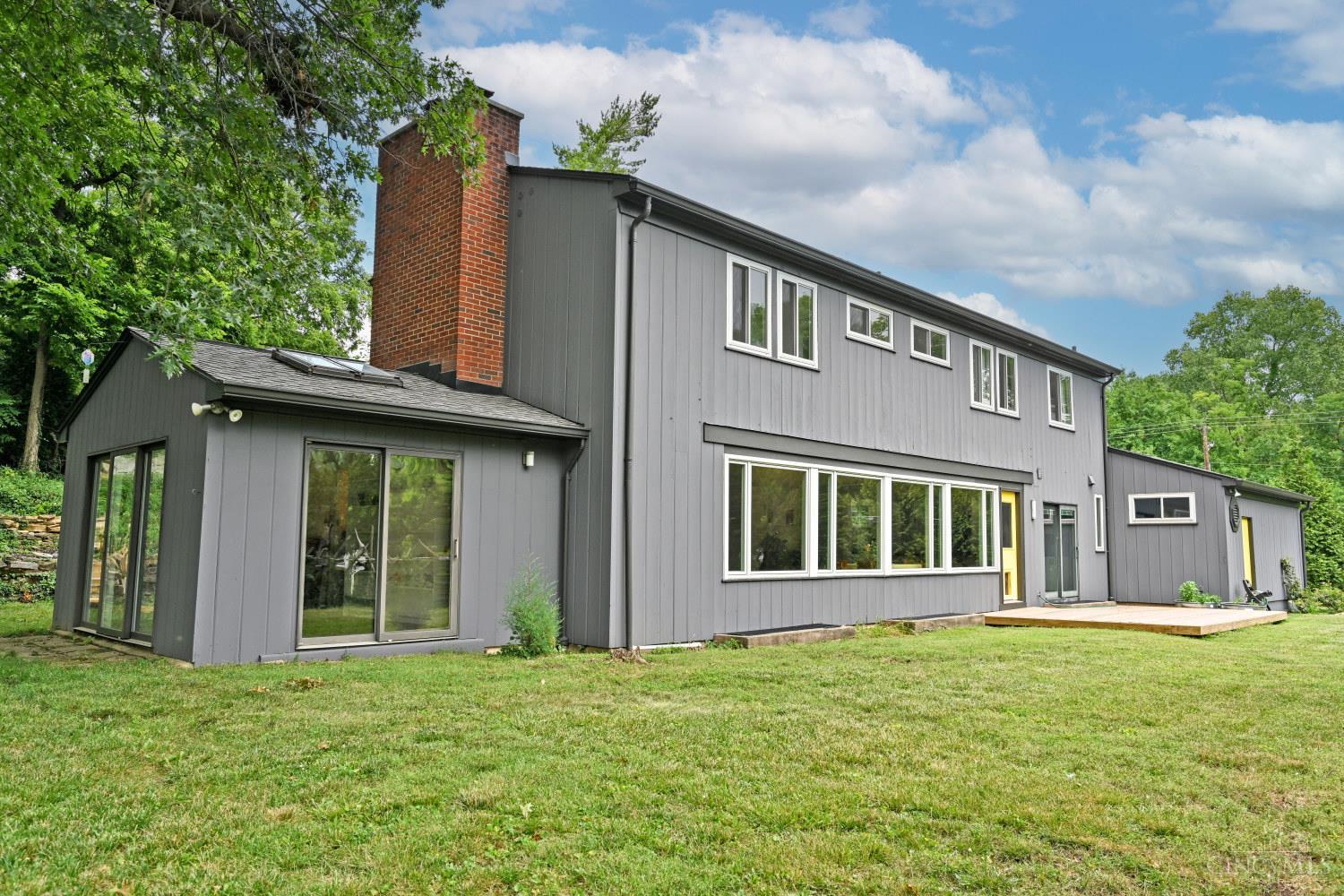 400 Rawson Woods Lane